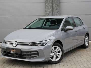 1.5 eTSI DSG VERLENGDE FABRIEKSGARANTIE 02/2030 MODEL 2025 * CAMERA / SFEERVERLICHTING / ACC / ZETELVERWARMING *