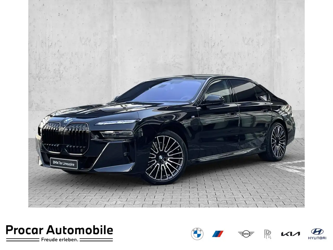 BMW 740