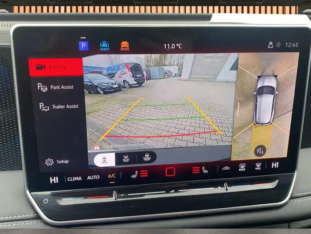 Volkswagen Tiguan view 5