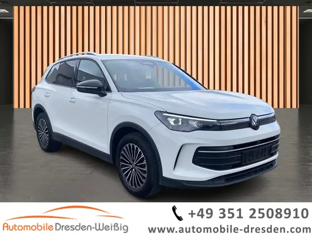Volkswagen Tiguan main image