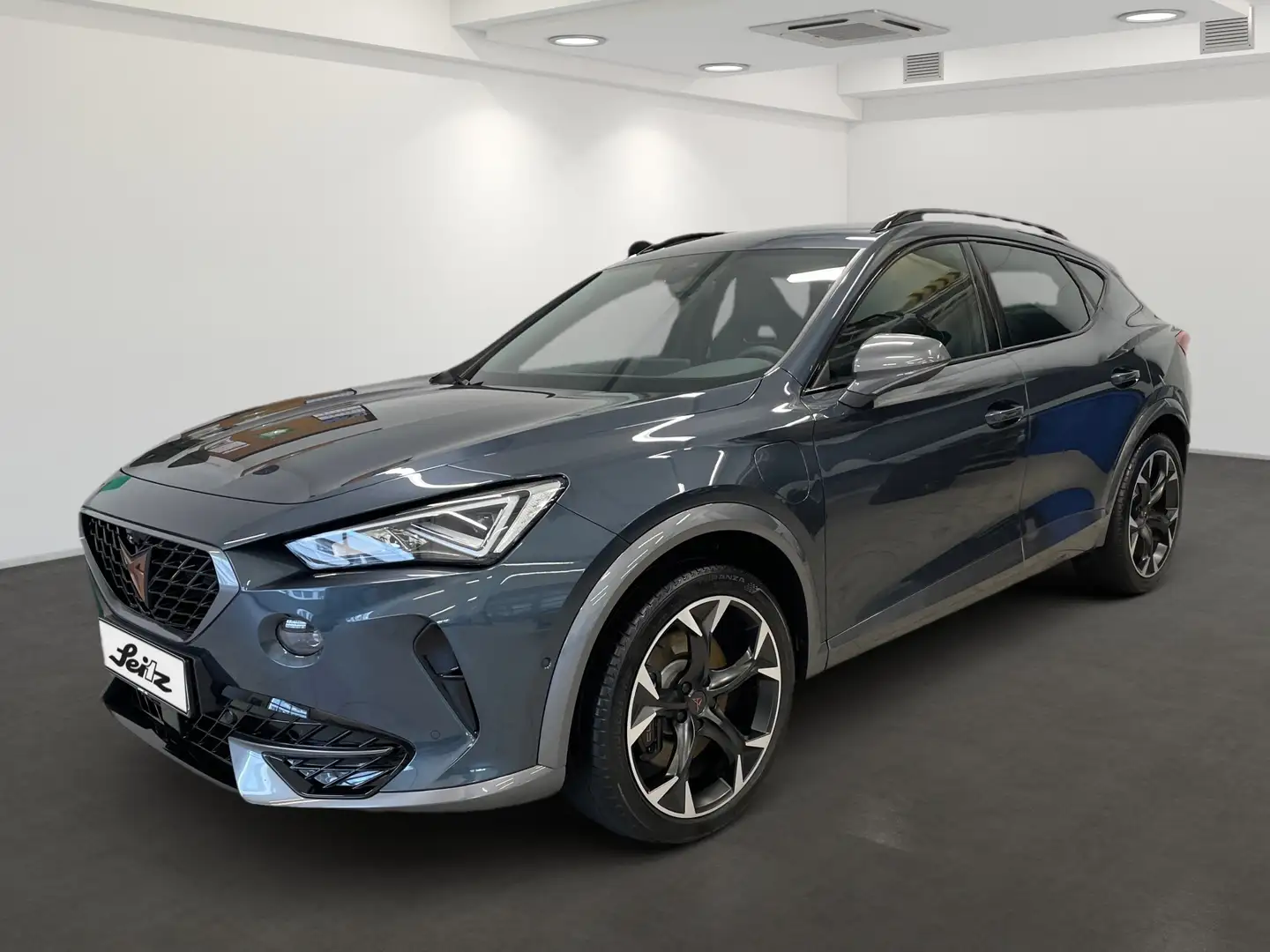 CUPRA Formentor 1.4 TSI e-Hybrid VZ *LED*KAMERA*NAVI* Grau - 2
