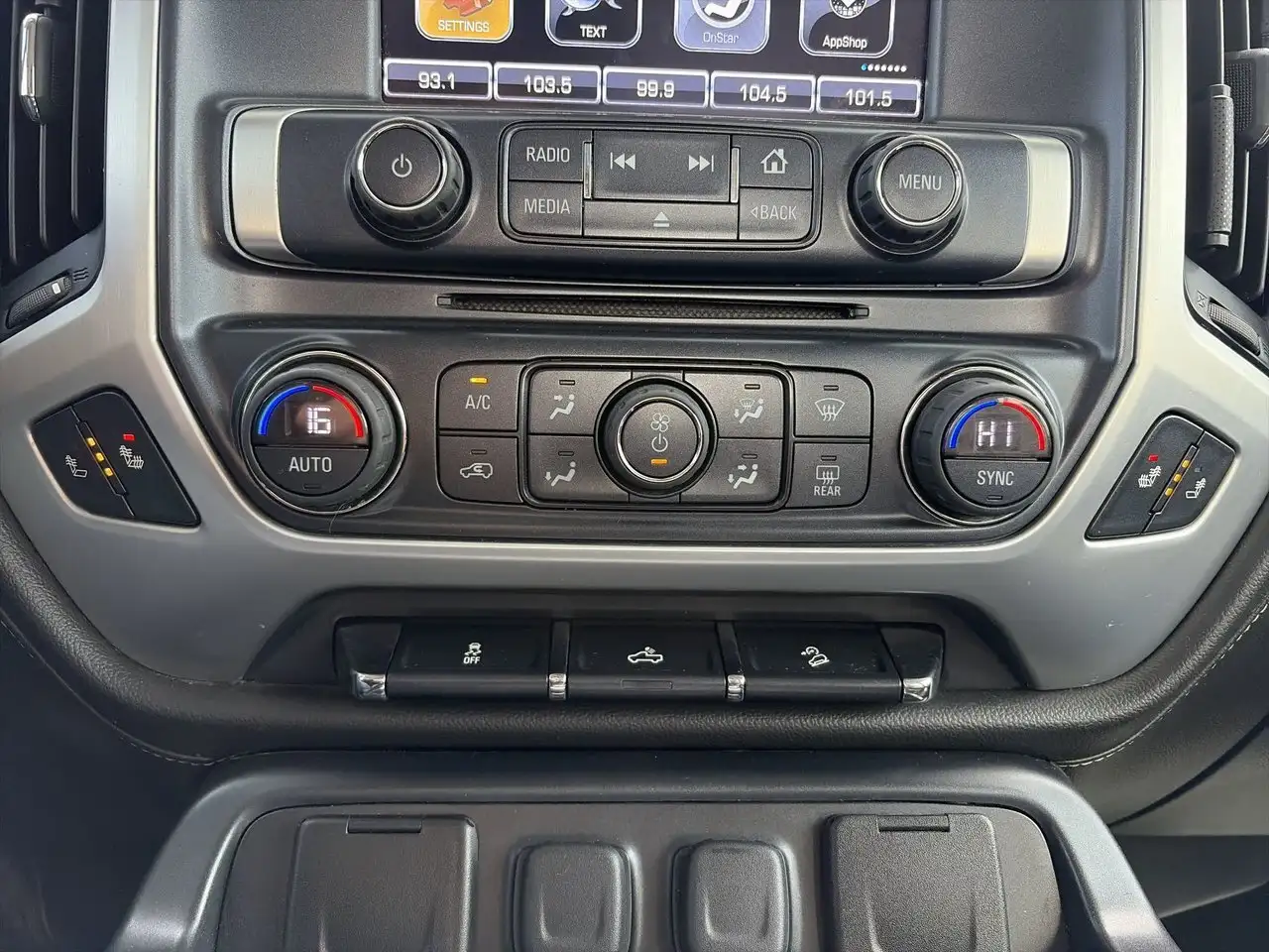 GMC Sierra 1500 снимка GMC Sierra 1500