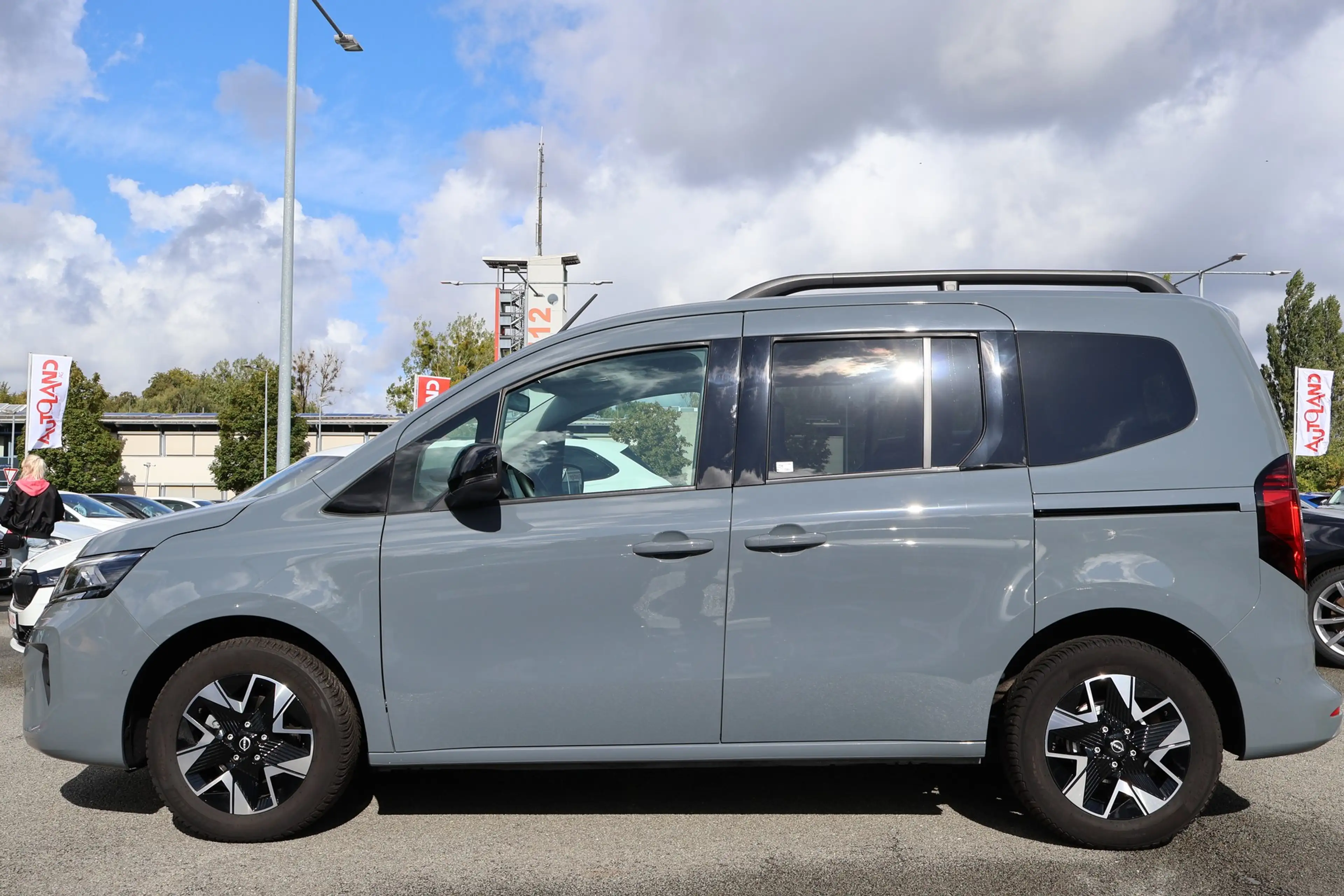 Nissan Townstar Tekna LED Navi Sitzheizung PDC USB — photo 3