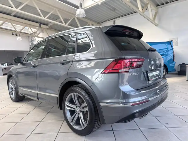 Volkswagen Tiguan view 5
