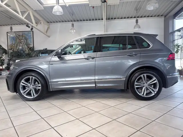 Volkswagen Tiguan view 6