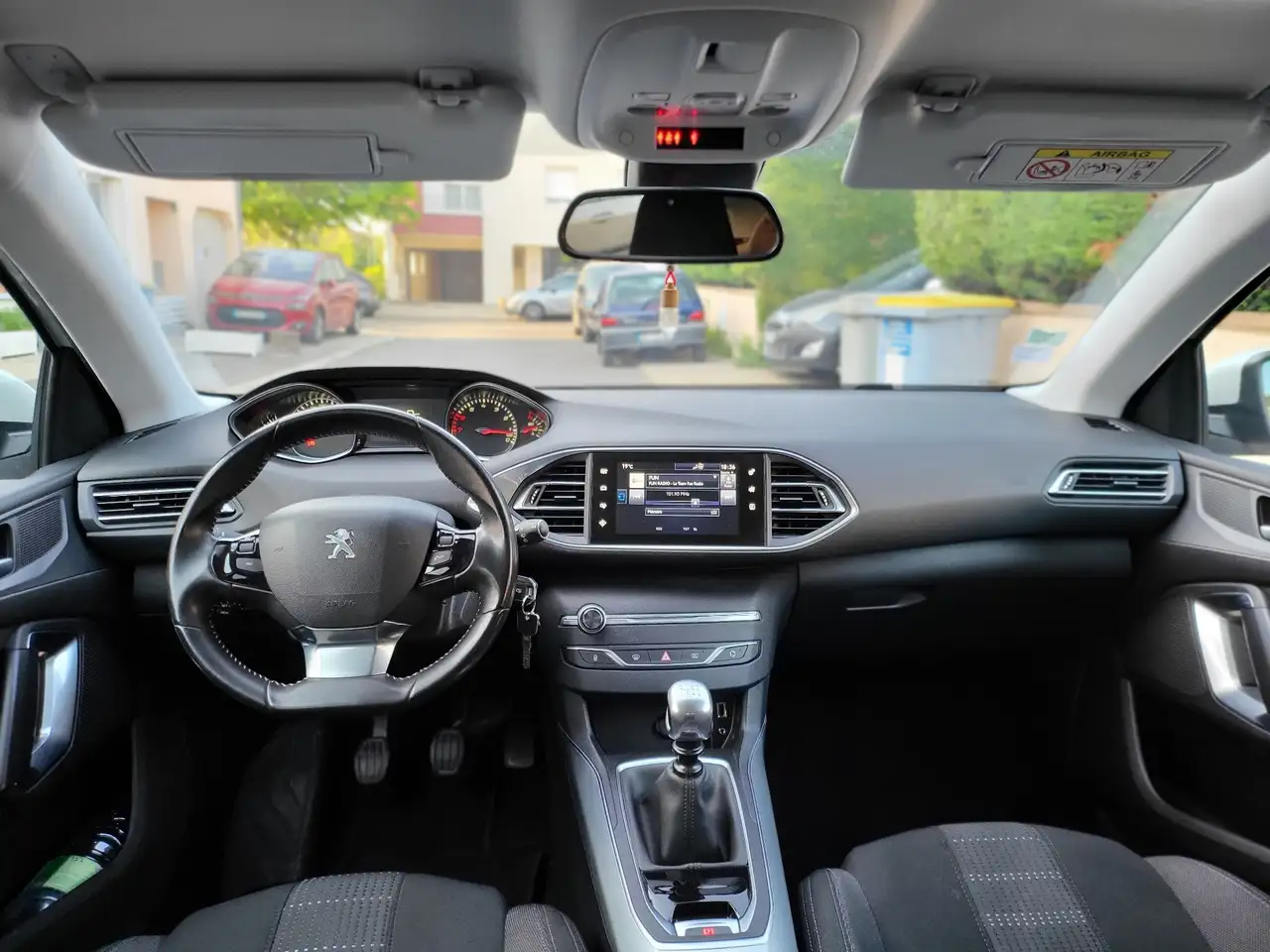 Peugeot 308 308 — photo 6