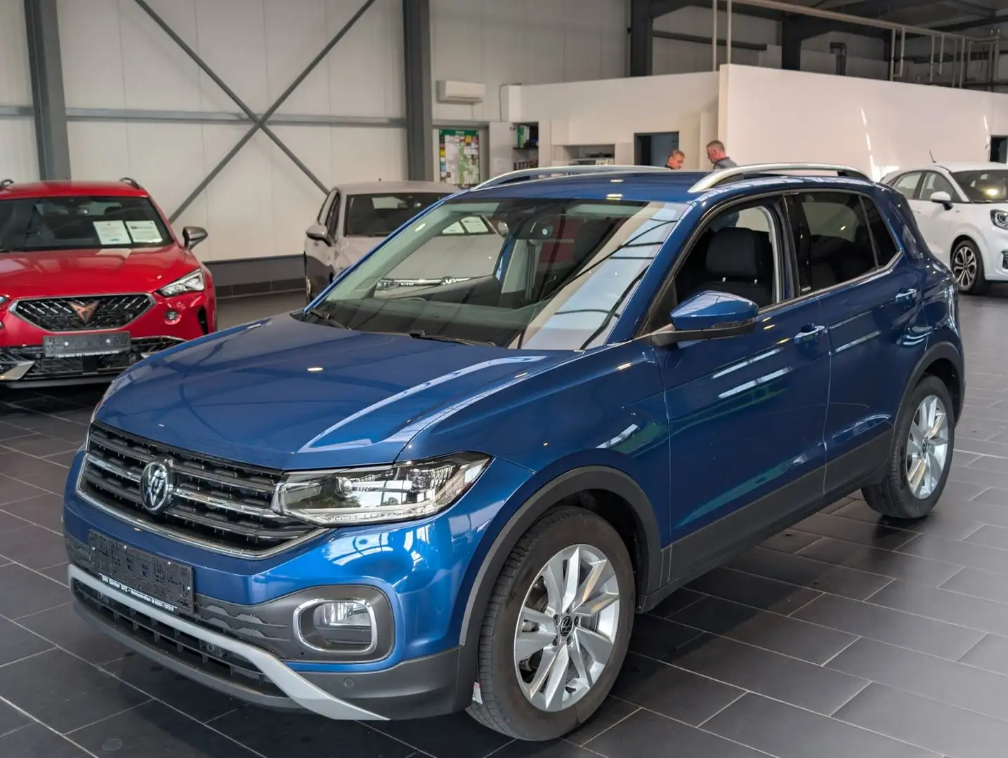 Volkswagen T-Cross 1.5 TSI ACT OPF DSG Life 1. Hand Blauw - 1