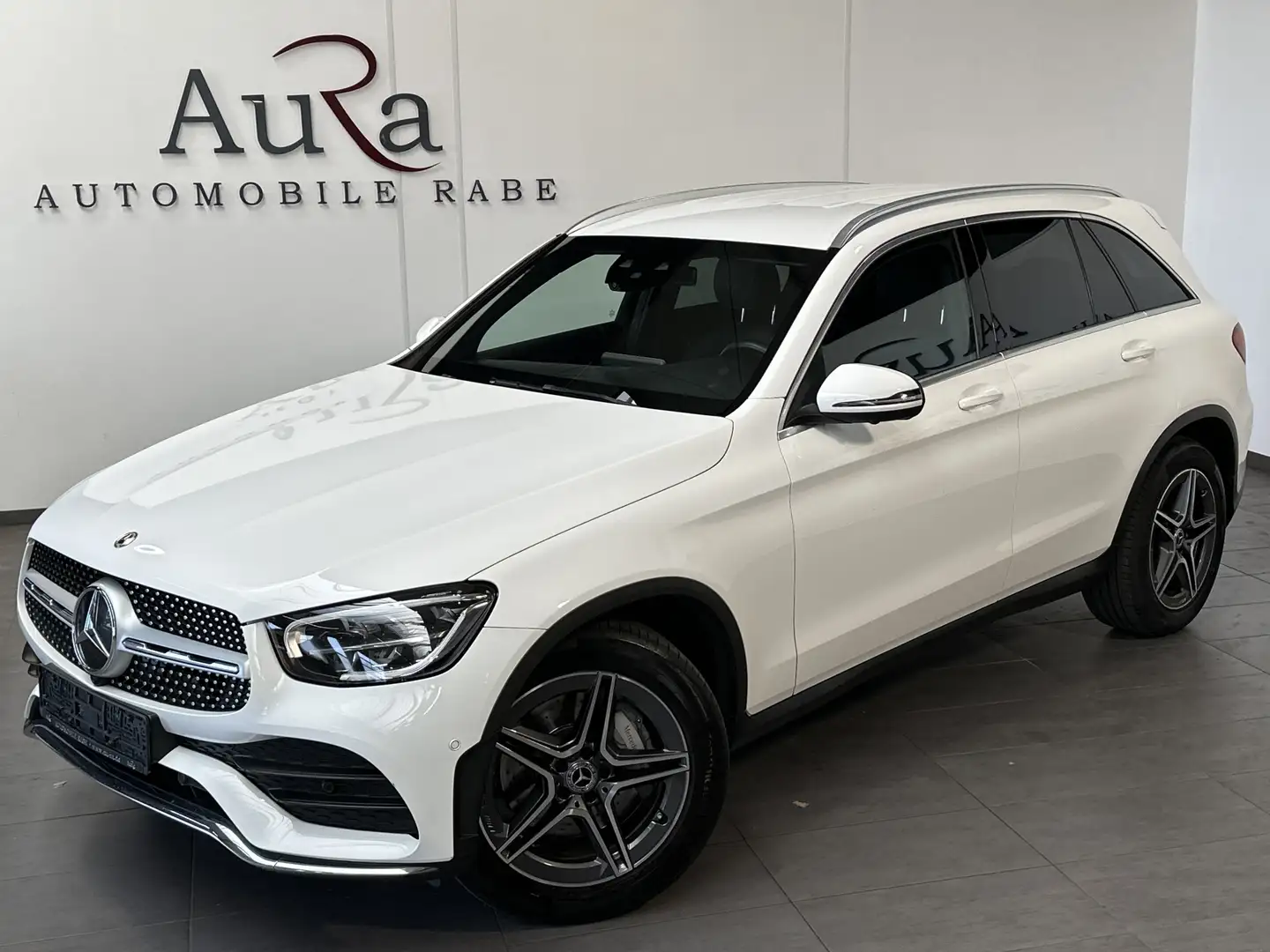 Mercedes-Benz GLC 300 4M AMG-Line NAV+LED+BURMESTER+360°+DAB Alb - 1