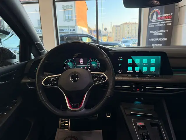 Volkswagen Golf view 11