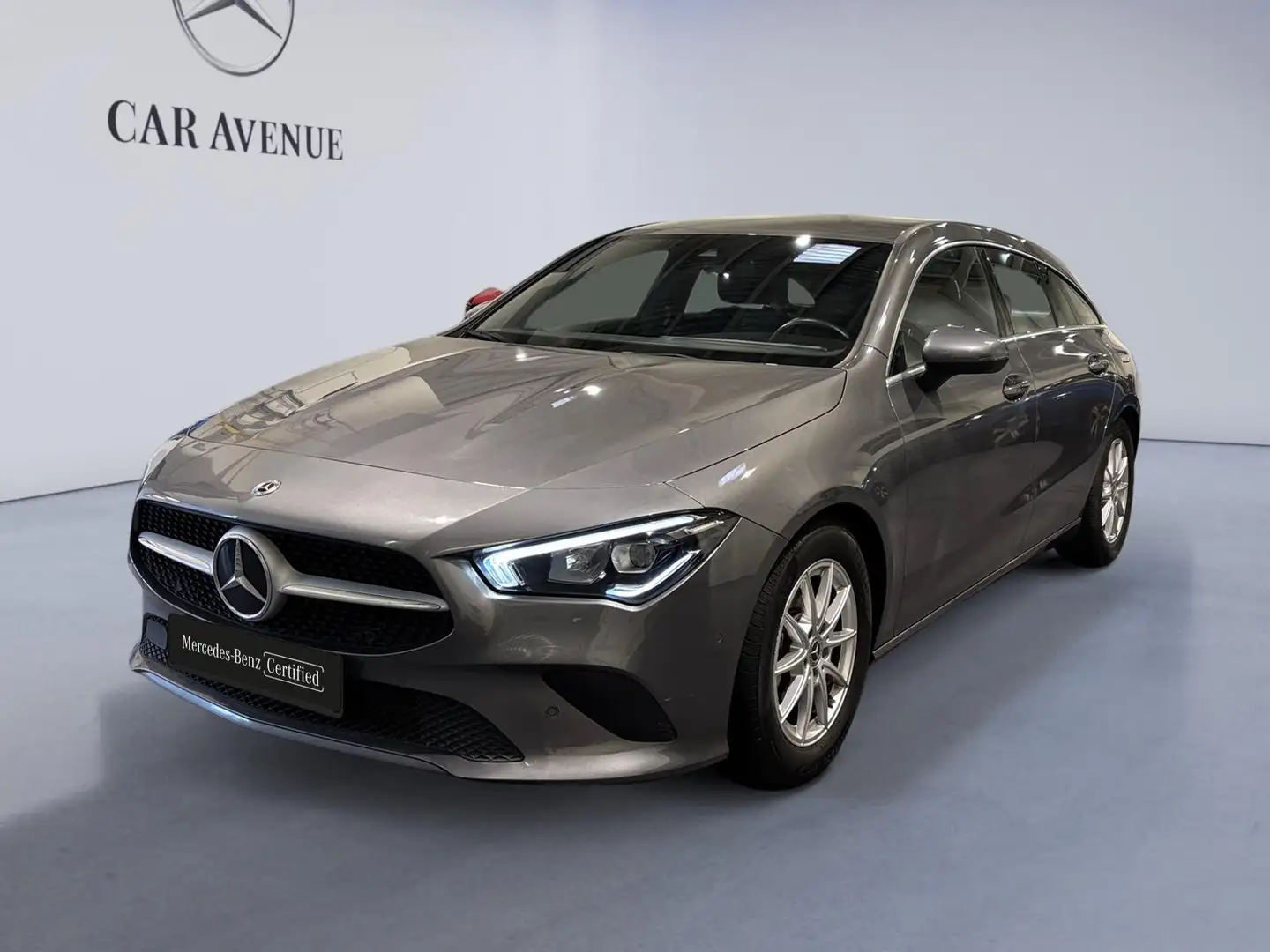 Mercedes-Benz CLA 180 Shooting Brake d Gris - 1