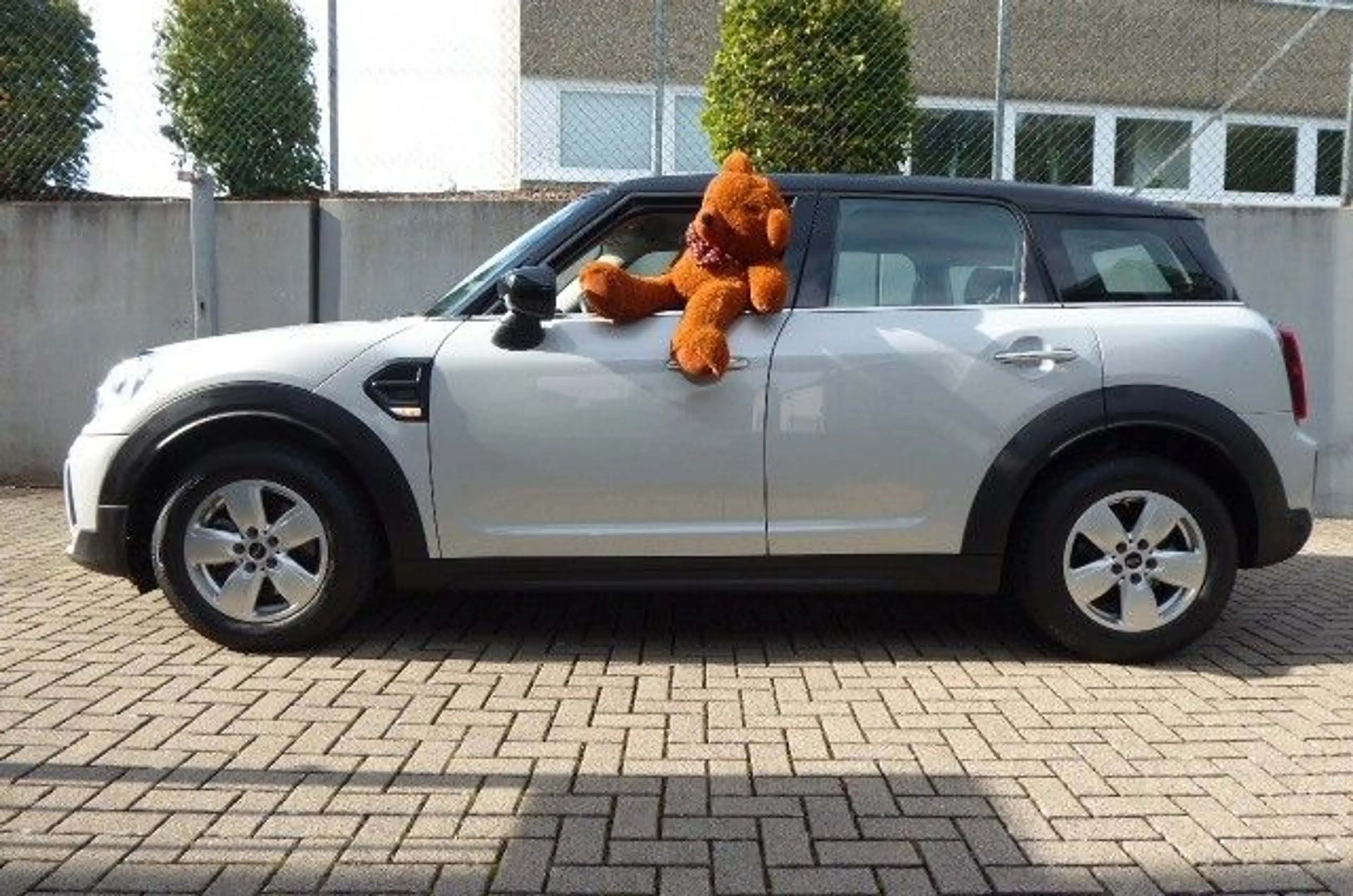 MINI Cooper Countryman nur 17TKM! — photo 7