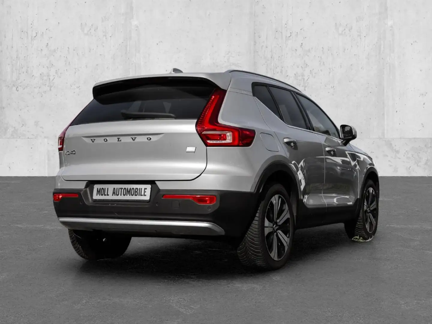 Volvo XC40 Core Recharge Plug-In Hybrid 2WD T4 Twin Engine EU Silber - 2