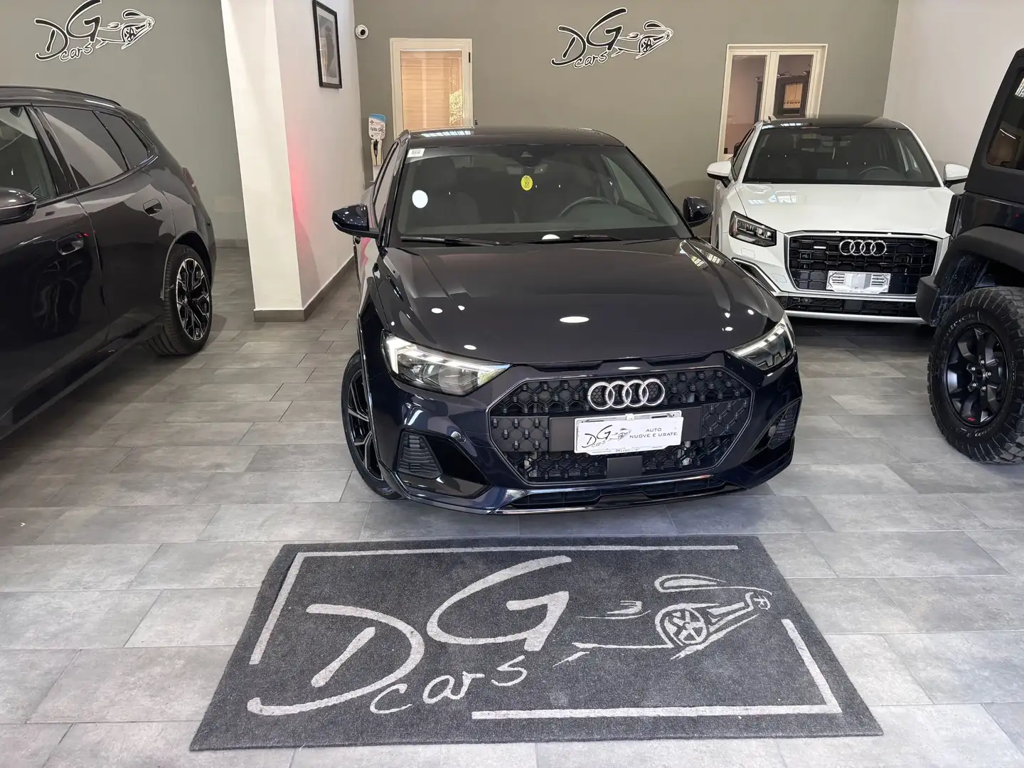 Audi A1 CITYCARVER 30TFSI S-TRONIC S-LINE Blau - 1