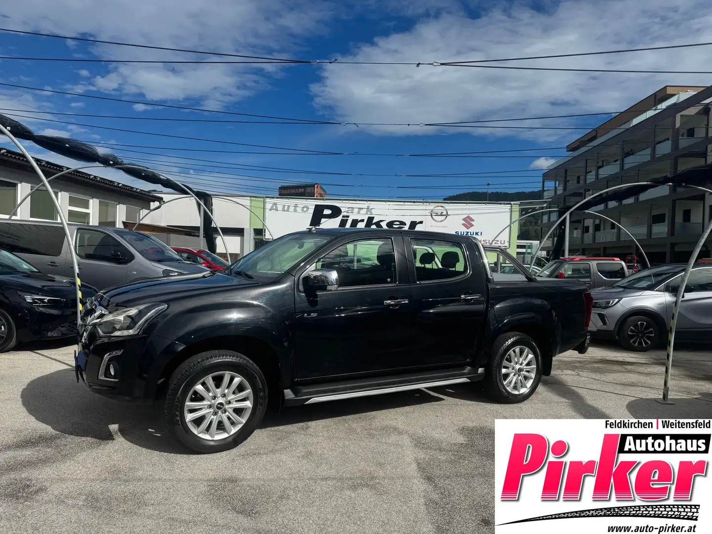 Isuzu D-Max Double Cab 4WD Schwarz - 1