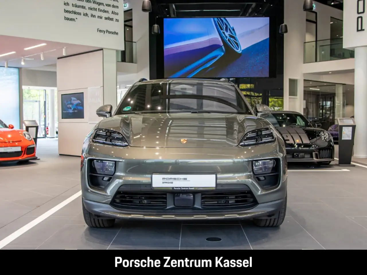 Porsche Macan Electric 4 HA-Lenkung InnoDrive Head-Up 7