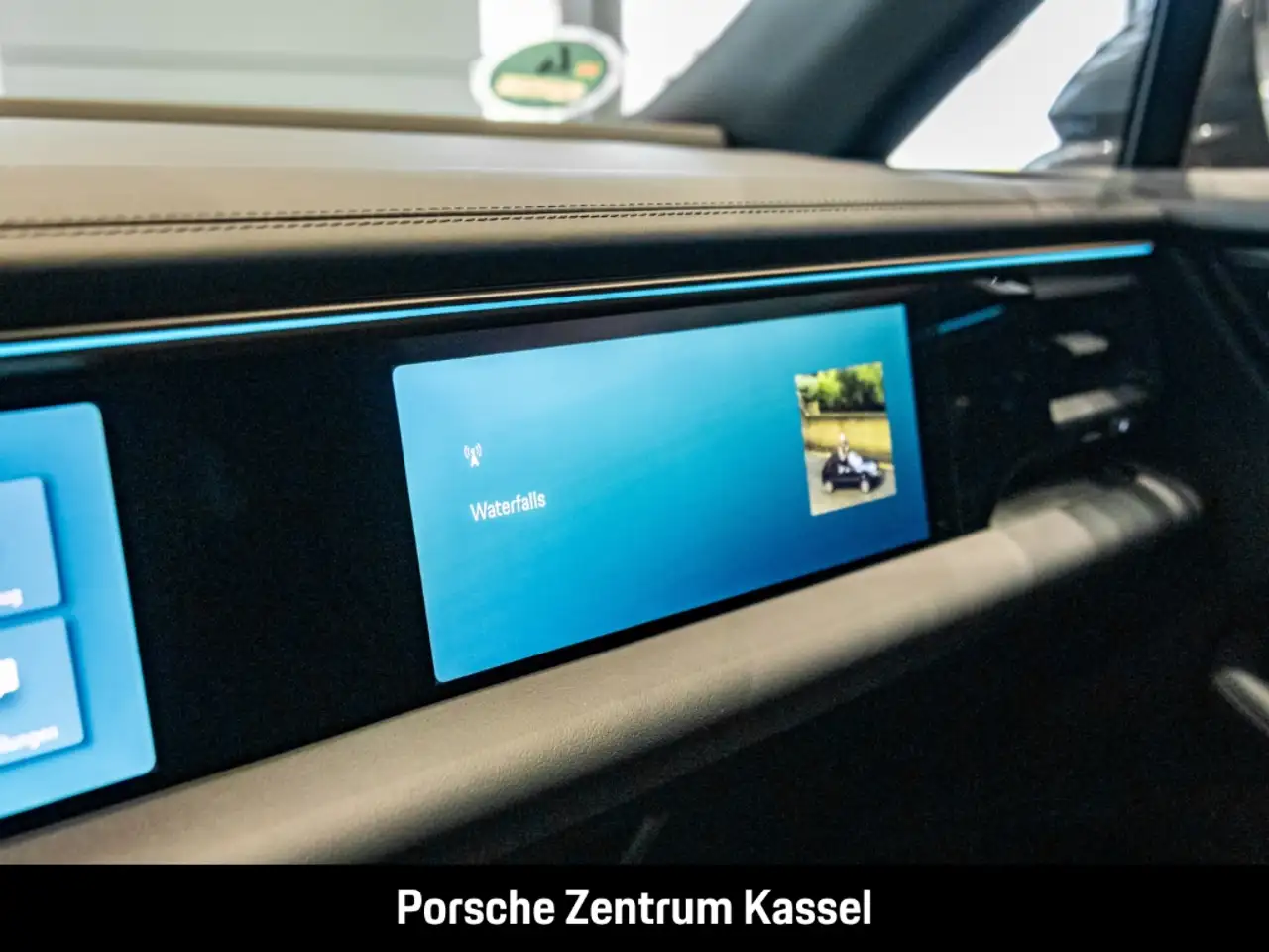 Porsche Macan Electric 4 HA-Lenkung InnoDrive Head-Up 14