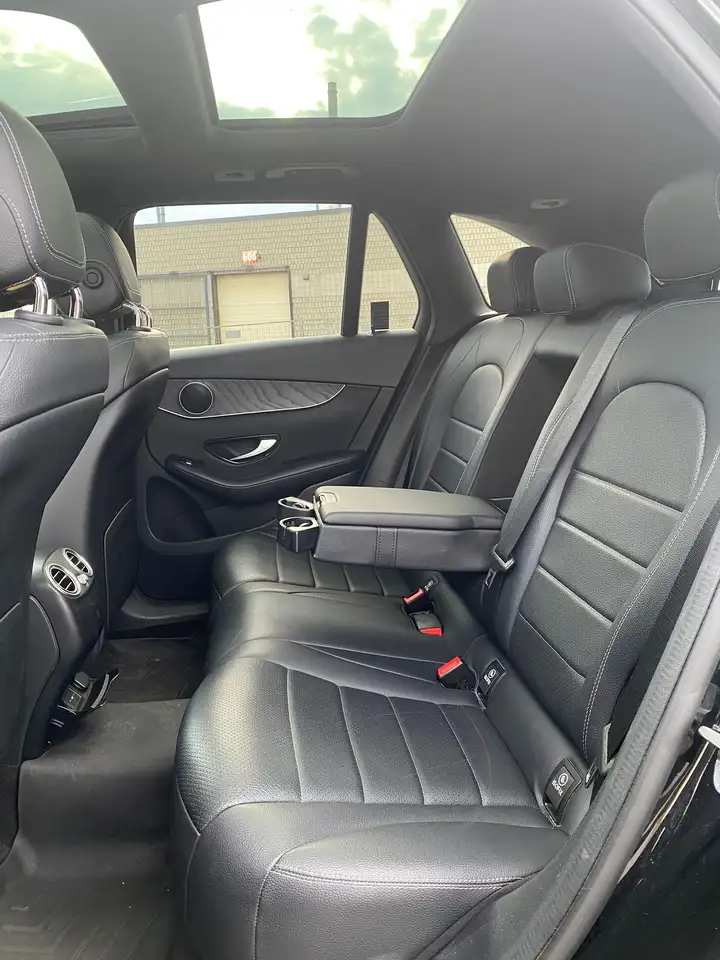 Mercedes-Benz GLC снимка Mercedes-Benz GLC