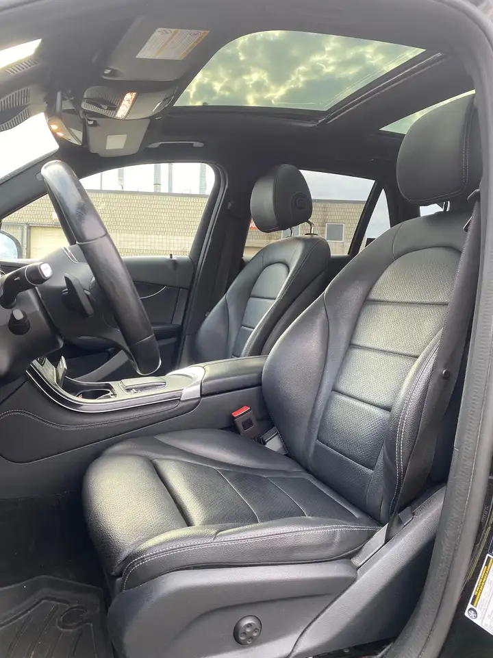 Mercedes-Benz GLC снимка Mercedes-Benz GLC