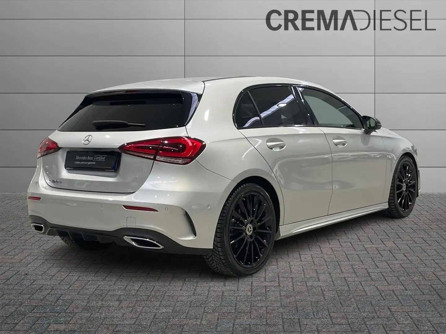 Mercedes-Benz A 180 A 180 d Premium Auto Argento - 2