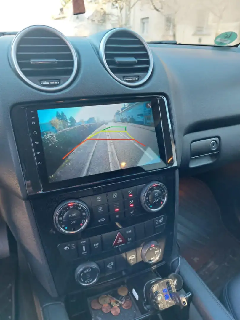 Mercedes-Benz ML 300 Maro - 1