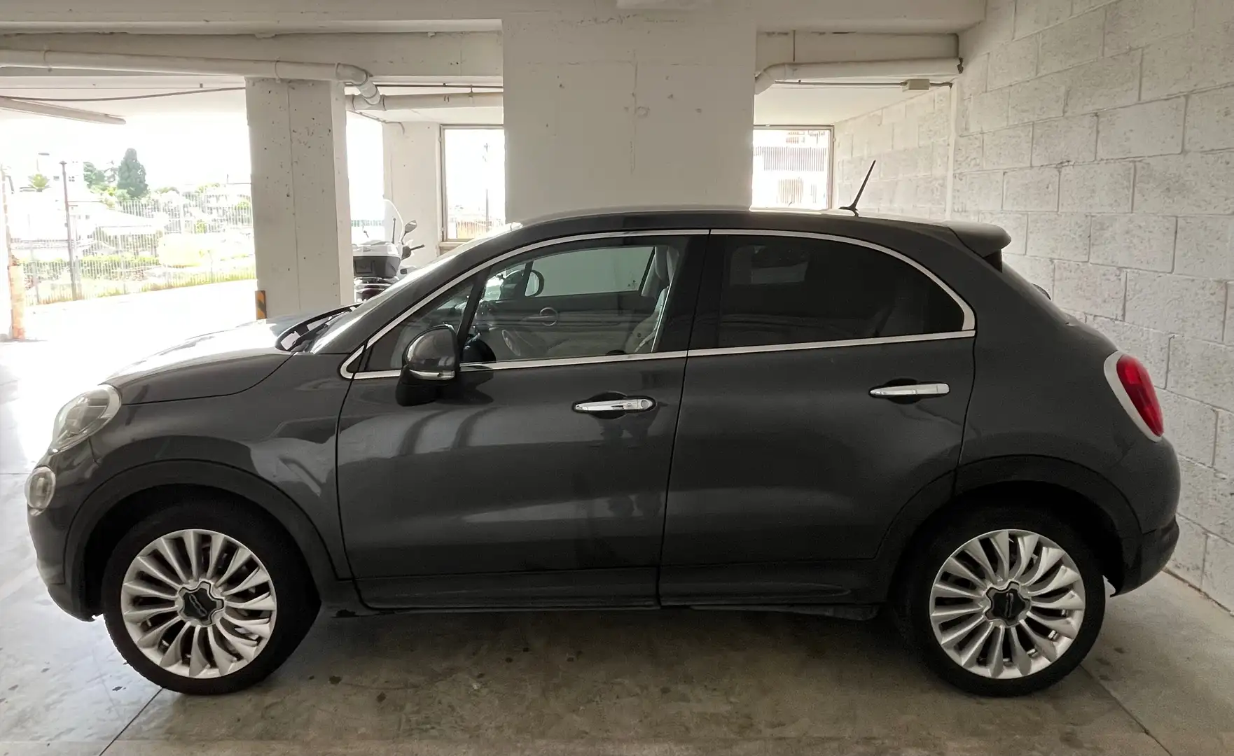 Fiat 500X 500 X 2015 1.6 mjt Lounge 4x2 120cv Grau - 1