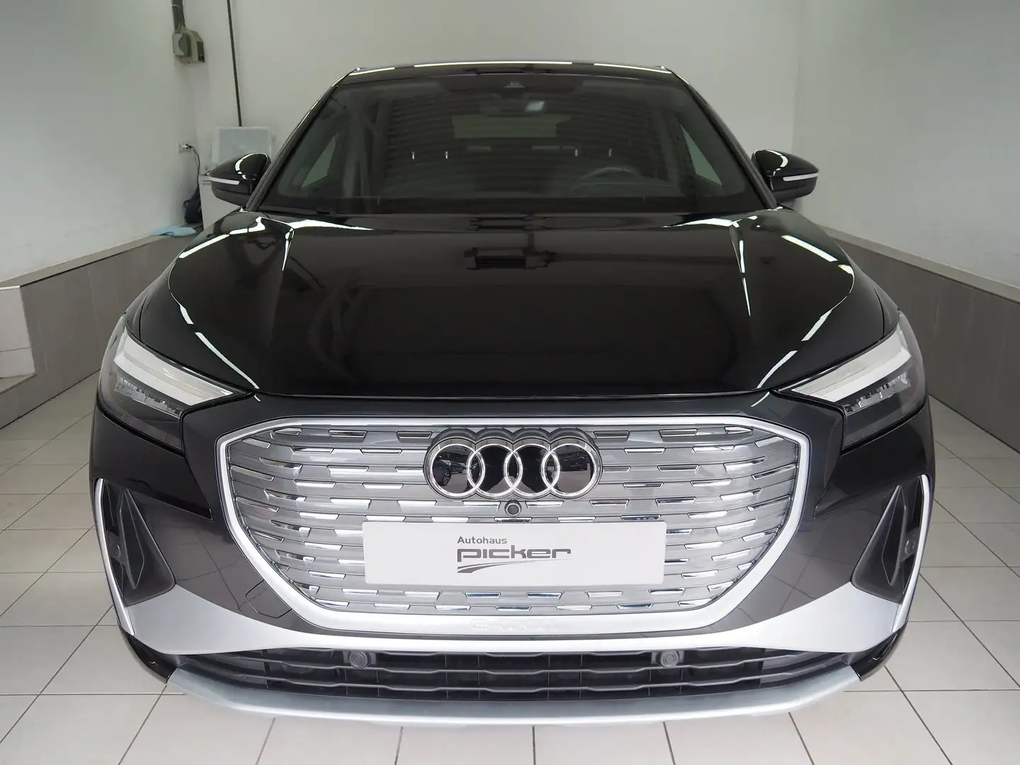 Audi Q4 e-tron Audi Q4 Sportback 50 e-tron quattro Schwarz - 2