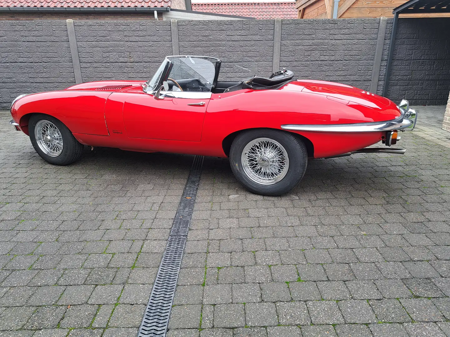 Jaguar E-Type OTS Series II Rood - 1