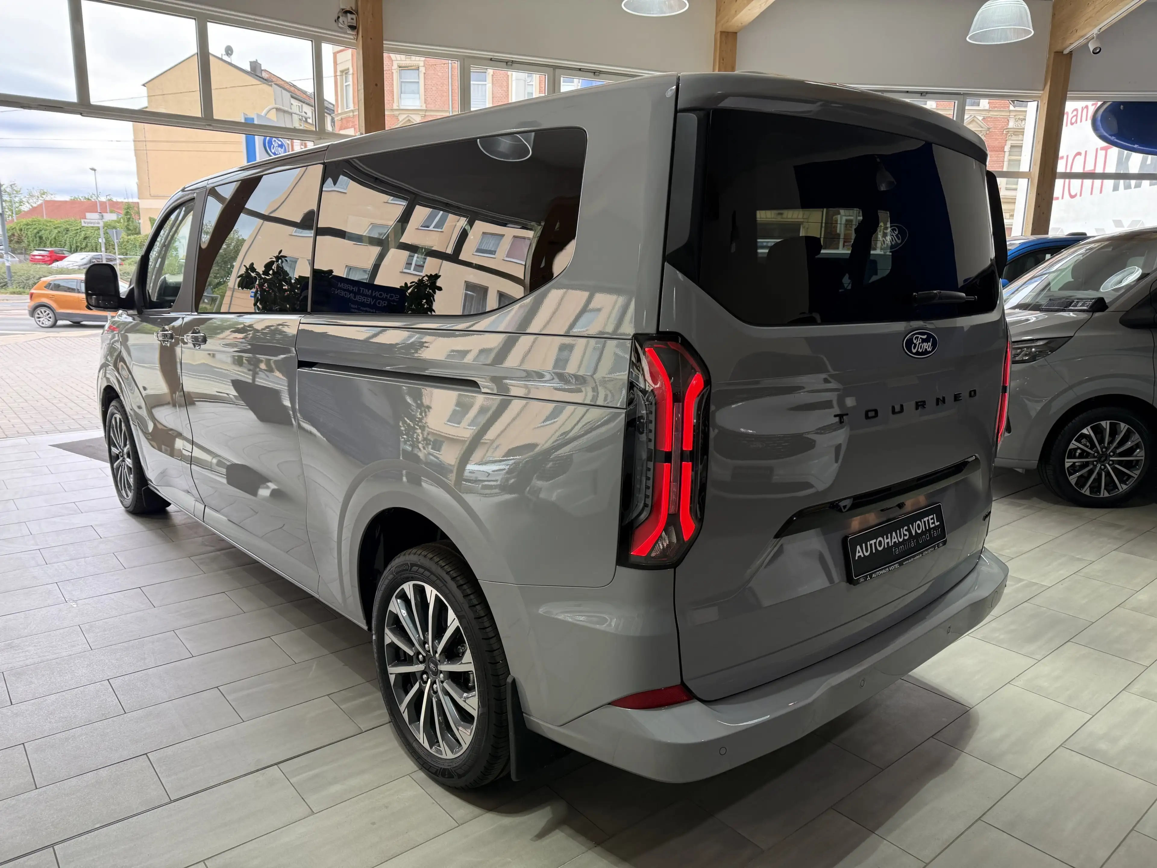 Ford Tourneo Custom Titanium X L2 AWD elek. AHK / B&O / Standheizung — photo 7