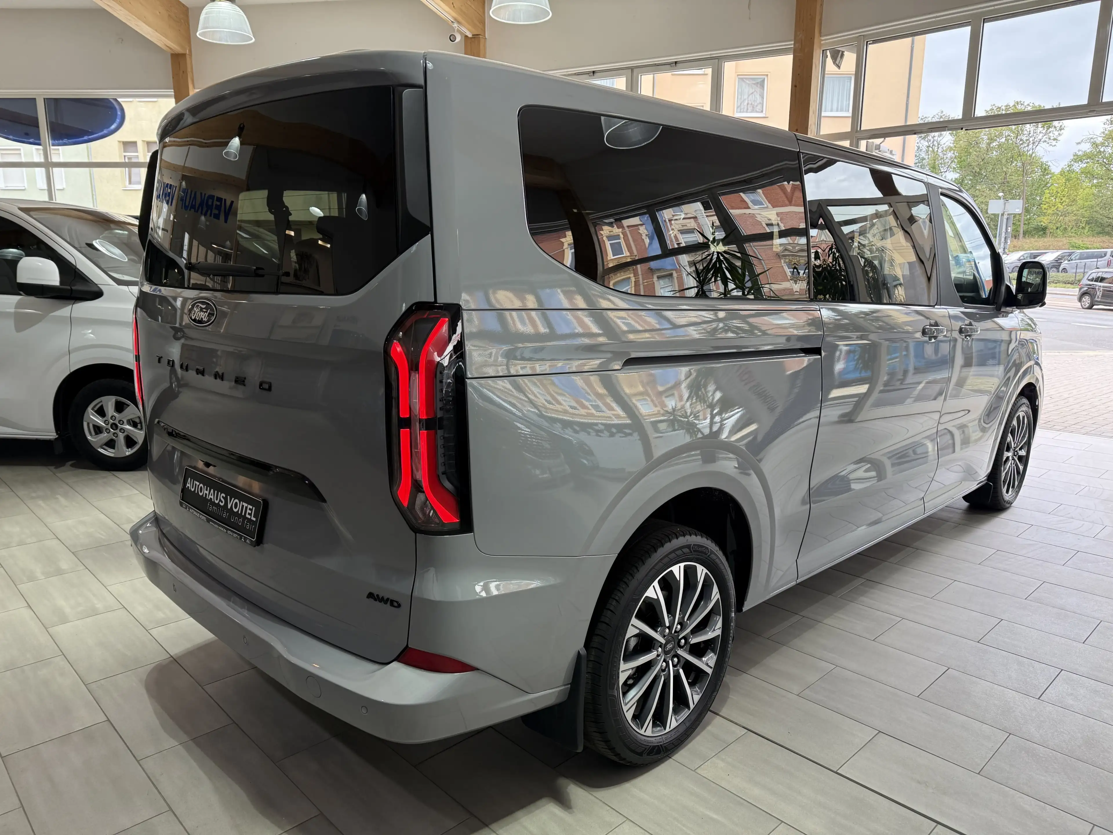 Ford Tourneo Custom Titanium X L2 AWD elek. AHK / B&O / Standheizung — photo 5