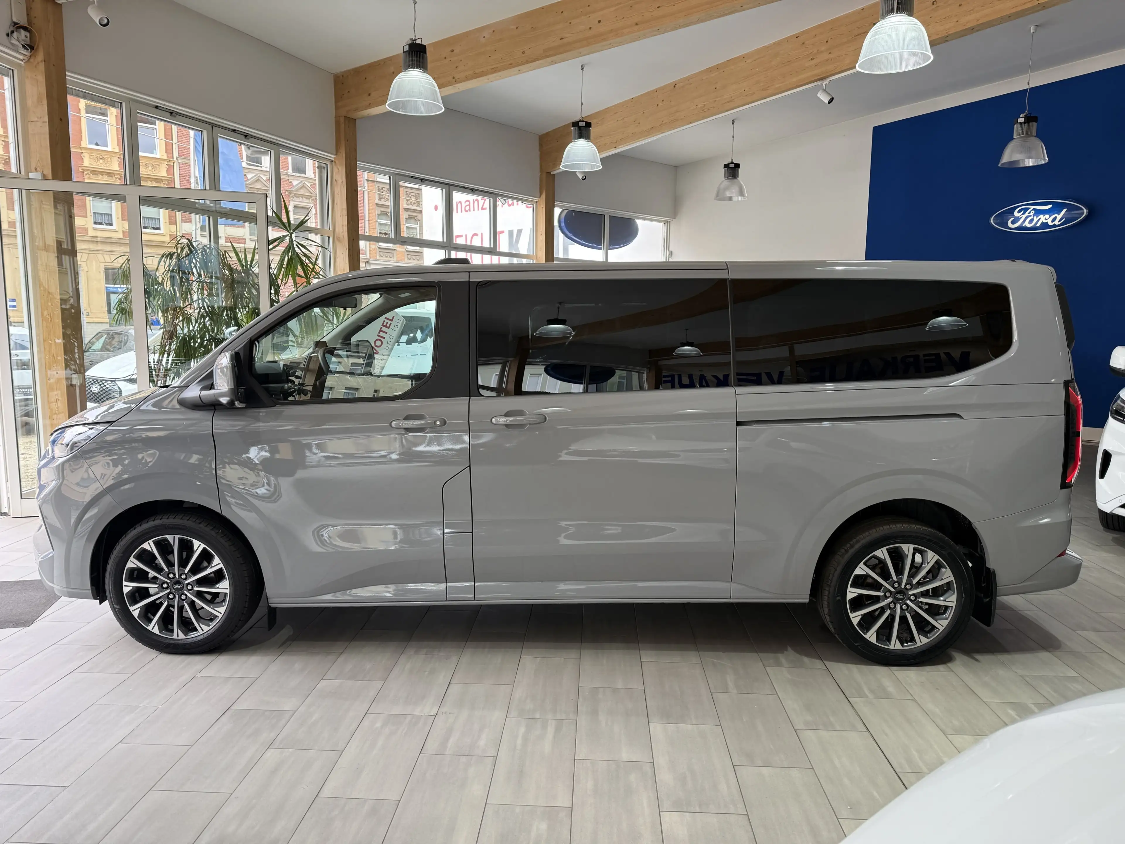 Ford Tourneo Custom Titanium X L2 AWD elek. AHK / B&O / Standheizung — photo 8