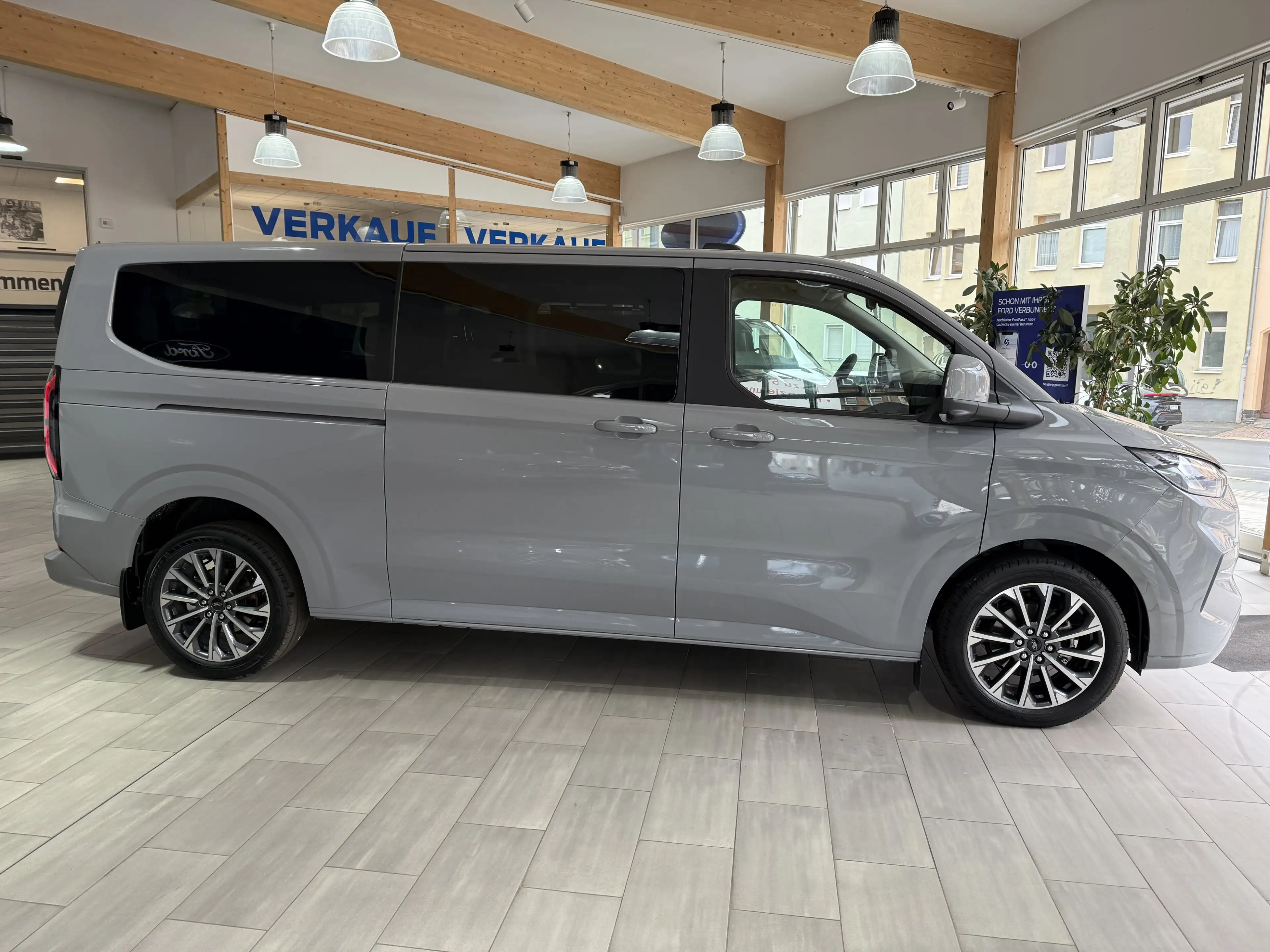 Ford Tourneo Custom Titanium X L2 AWD elek. AHK / B&O / Standheizung — photo 4