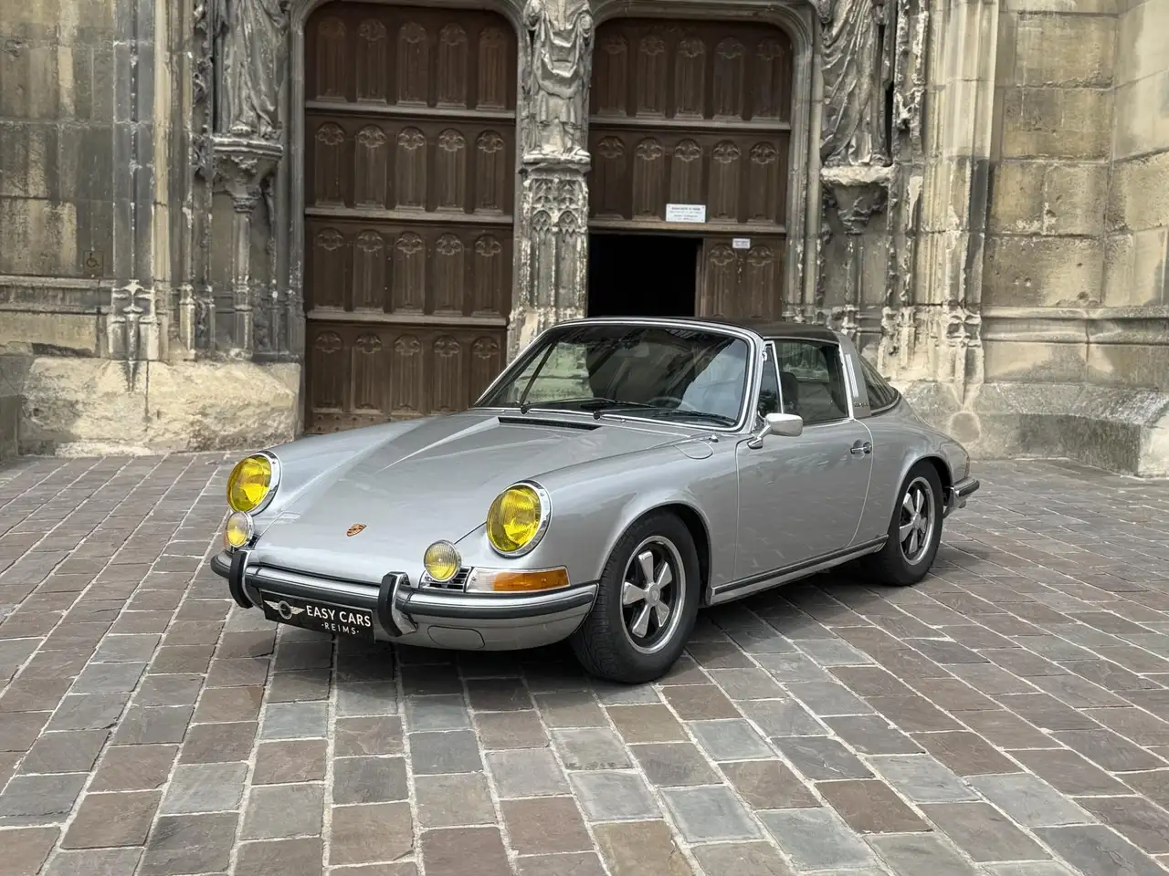 Porsche 911 Targa 2.4i 1972 TARGA T/E MFI Trappe à Huile, foto 1