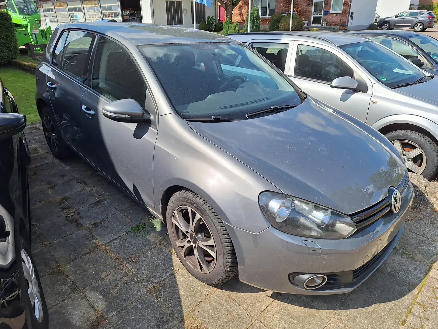 Volkswagen Golf Trendline Grau - 2