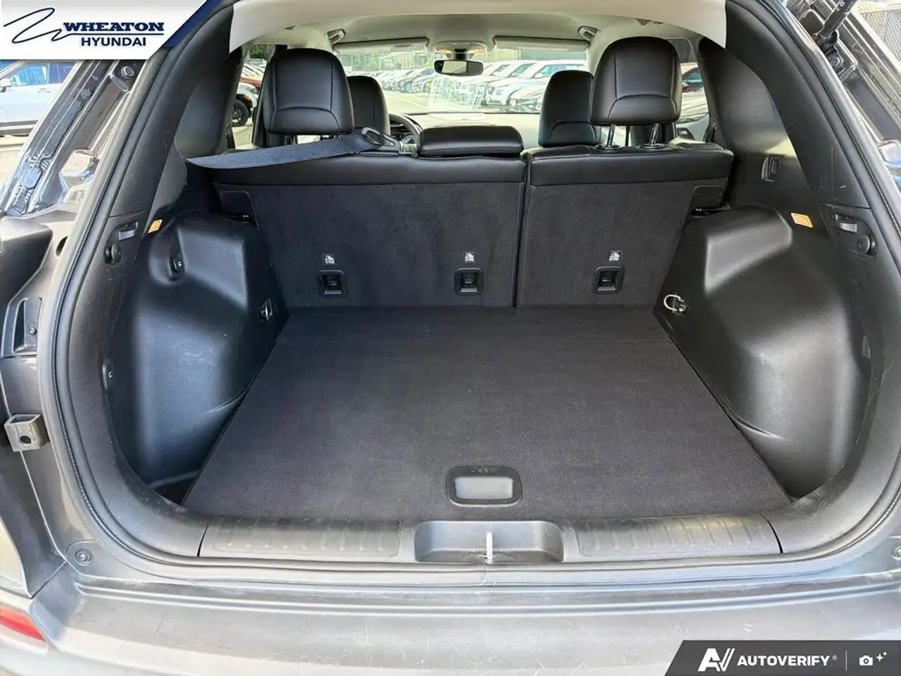 Jeep Cherokee снимка Jeep Cherokee