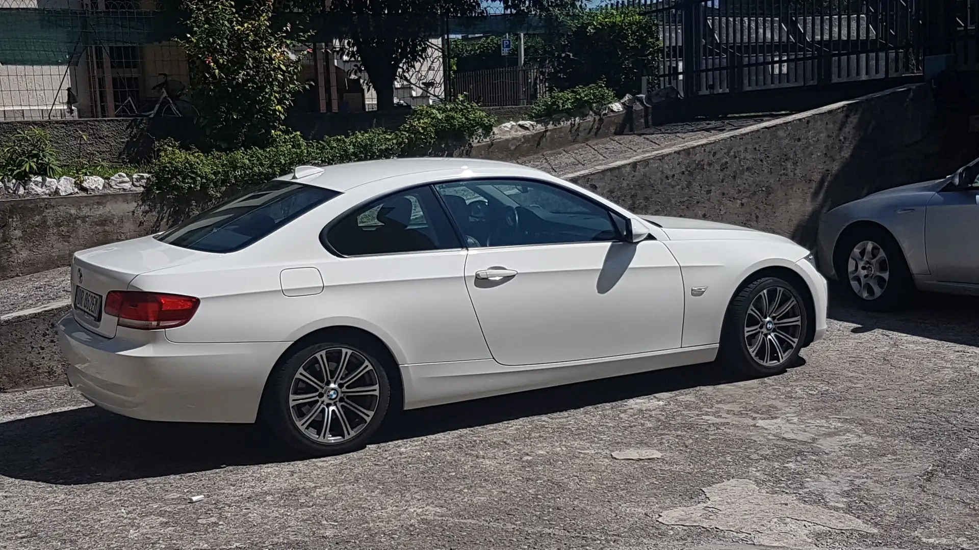 BMW 320 Serie 3 E92 Coupe 320i Coupe Attiva Bianco - 1