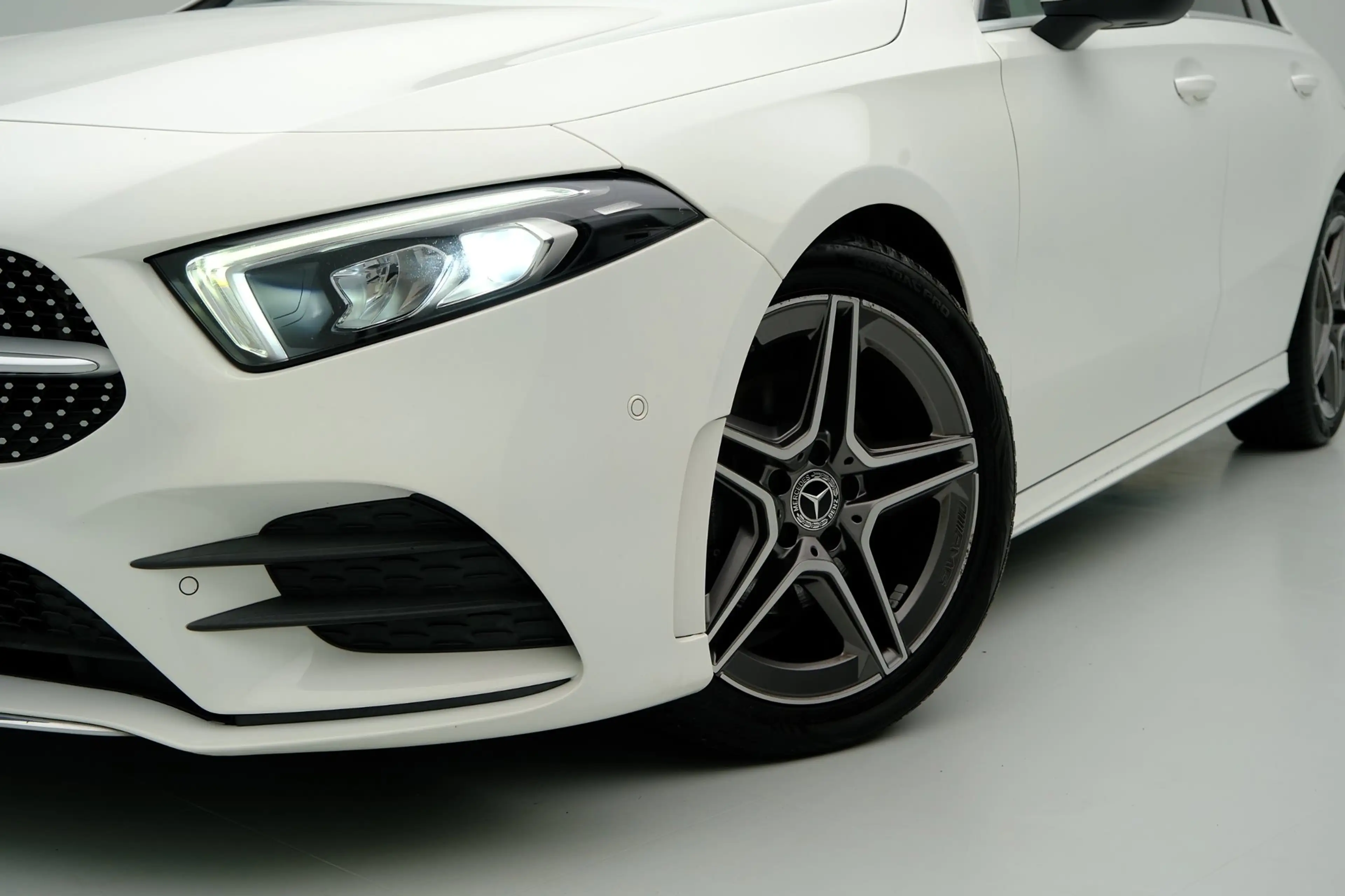 Mercedes-Benz A 200 AMG Bus. Solution Aut. Navi|Leder-Alcantara|LMV|Ca — photo 28