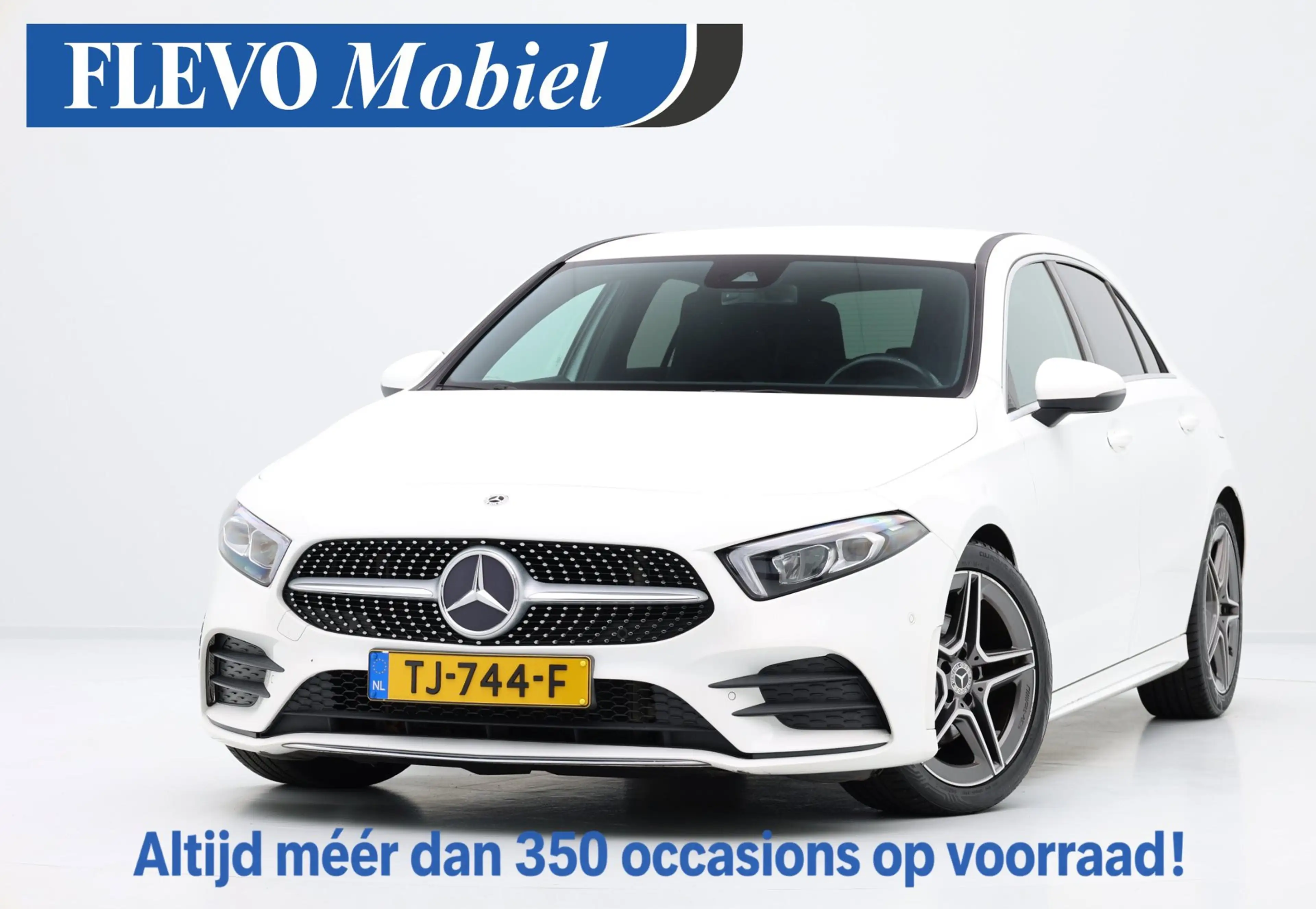 Mercedes-Benz A 200 AMG Bus. Solution Aut. Navi|Leder-Alcantara|LMV|Ca