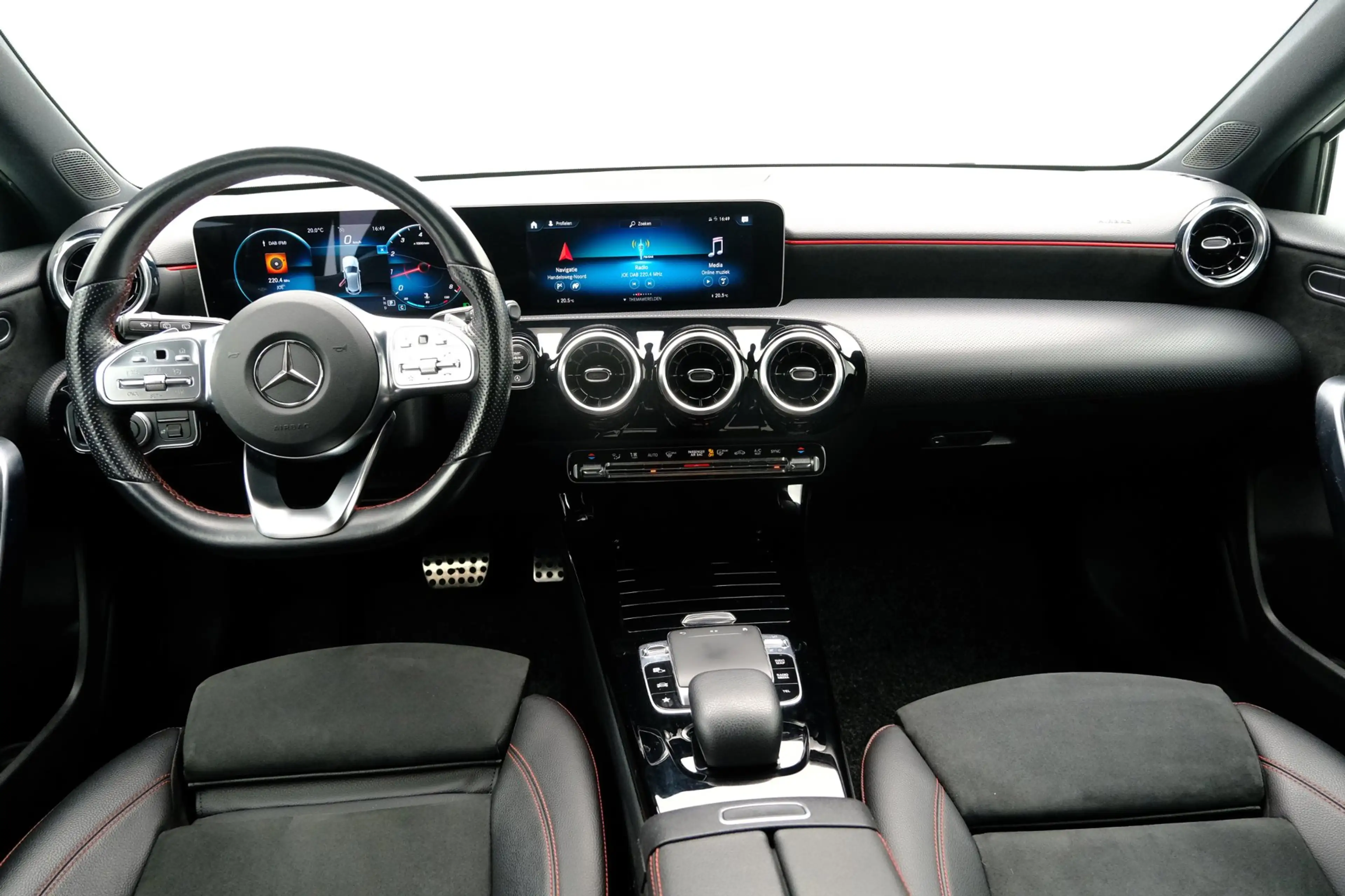 Mercedes-Benz A 200 AMG Bus. Solution Aut. Navi|Leder-Alcantara|LMV|Ca — photo 5