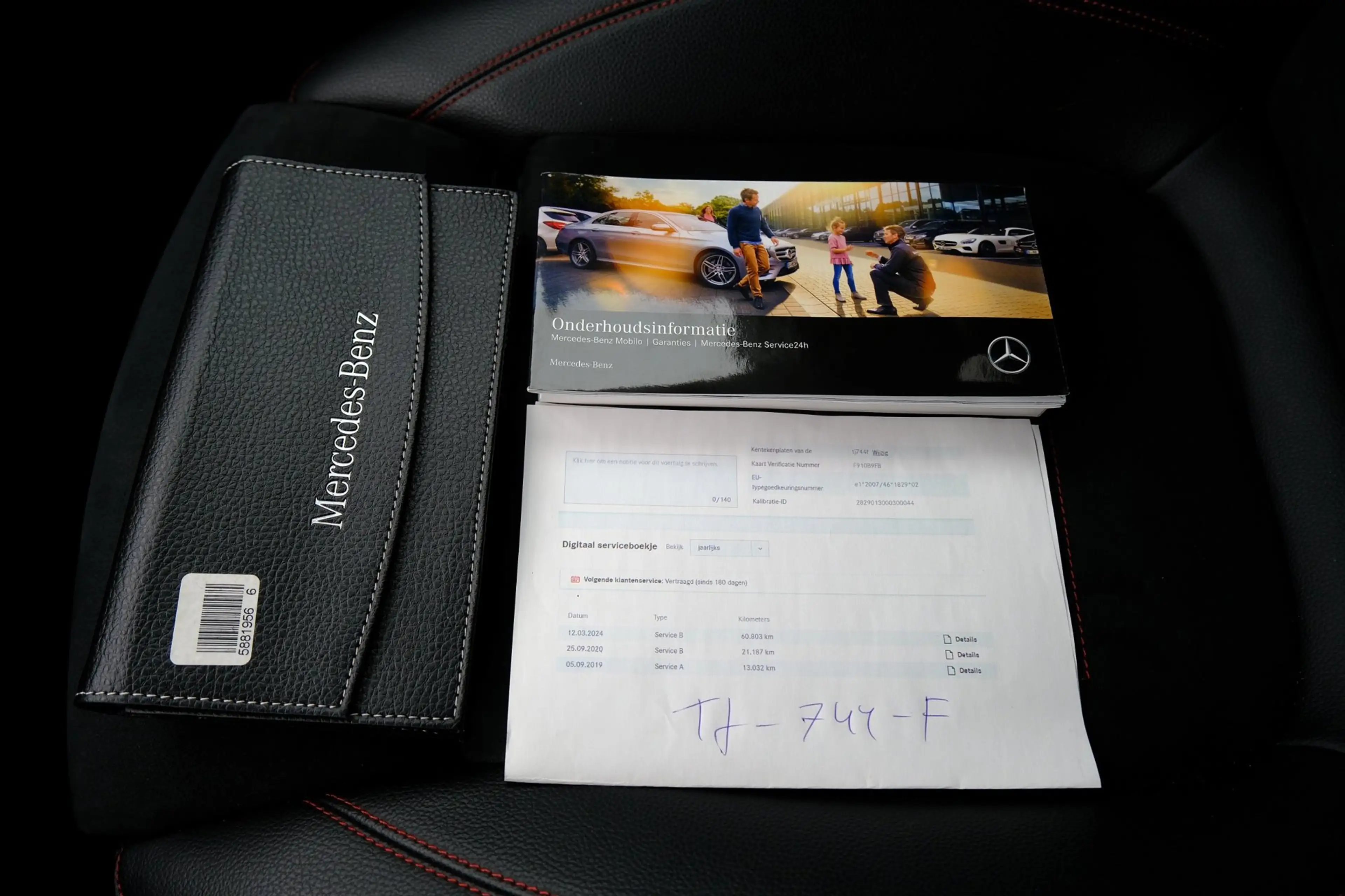 Mercedes-Benz A 200 AMG Bus. Solution Aut. Navi|Leder-Alcantara|LMV|Ca — photo 25
