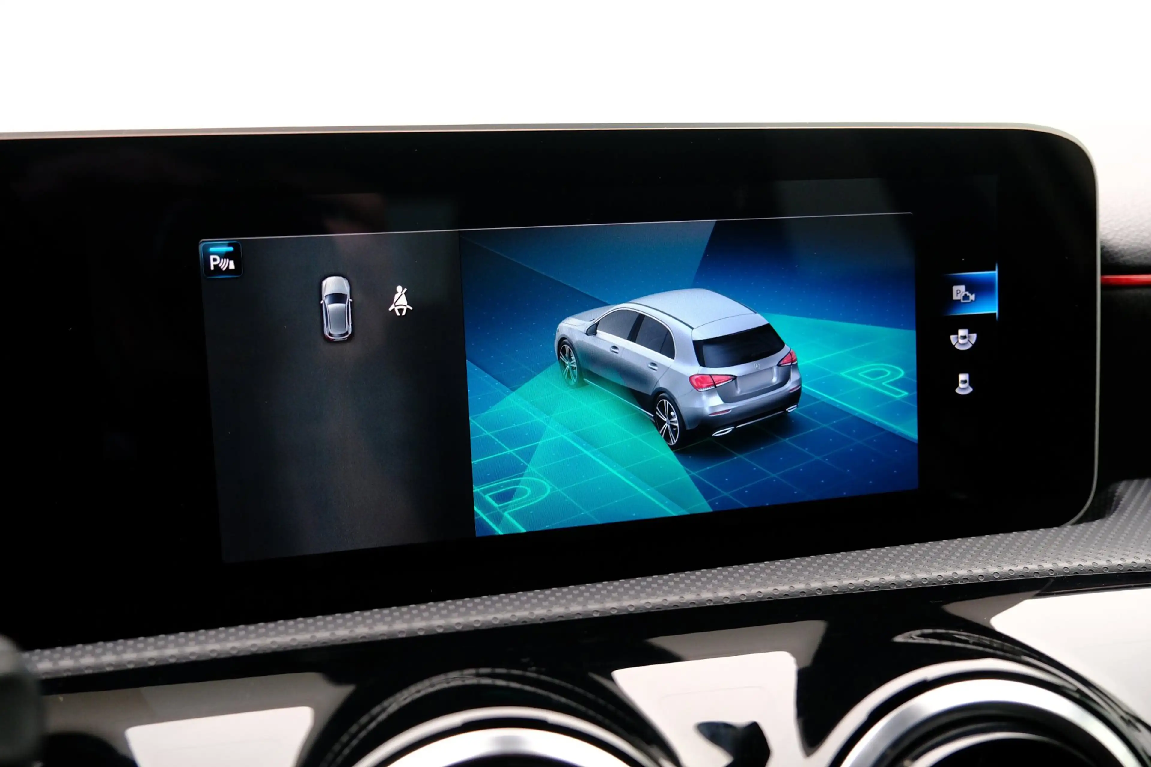 Mercedes-Benz A 200 AMG Bus. Solution Aut. Navi|Leder-Alcantara|LMV|Ca — photo 21