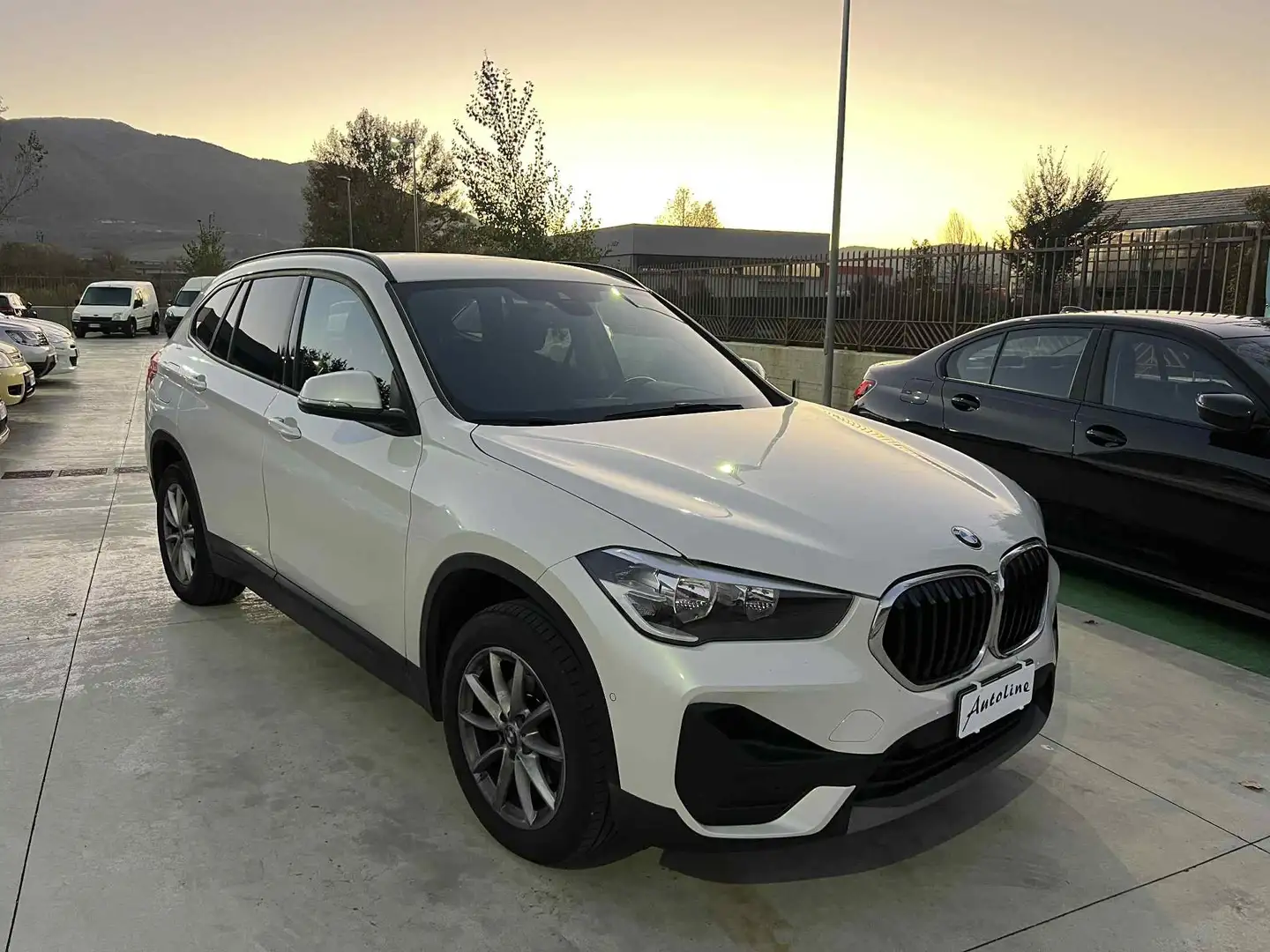 BMW X1 X1 sdrive16d 6M -SEDILI S-RETROCAMERA-NAVI Bianco - 1