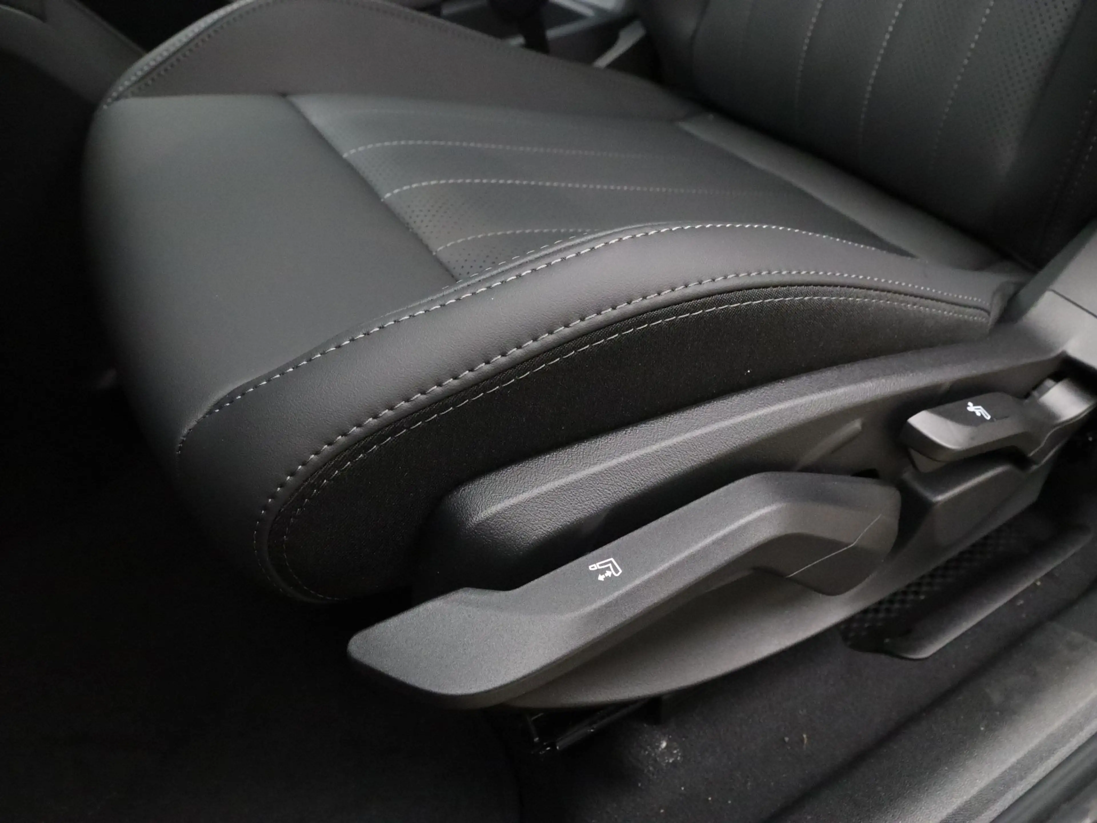 MINI Countryman C John Cooper Works Pakket M PRIVATE LEASE EUR 784,- — photo 14