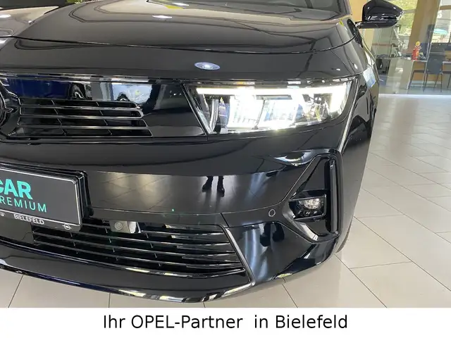 Opel Astra view 8