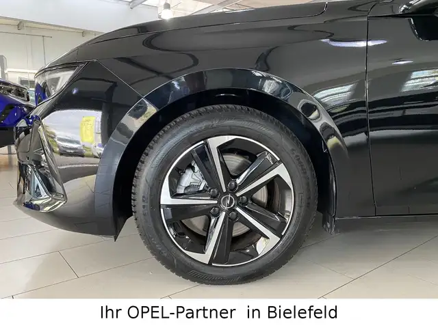 Opel Astra view 7