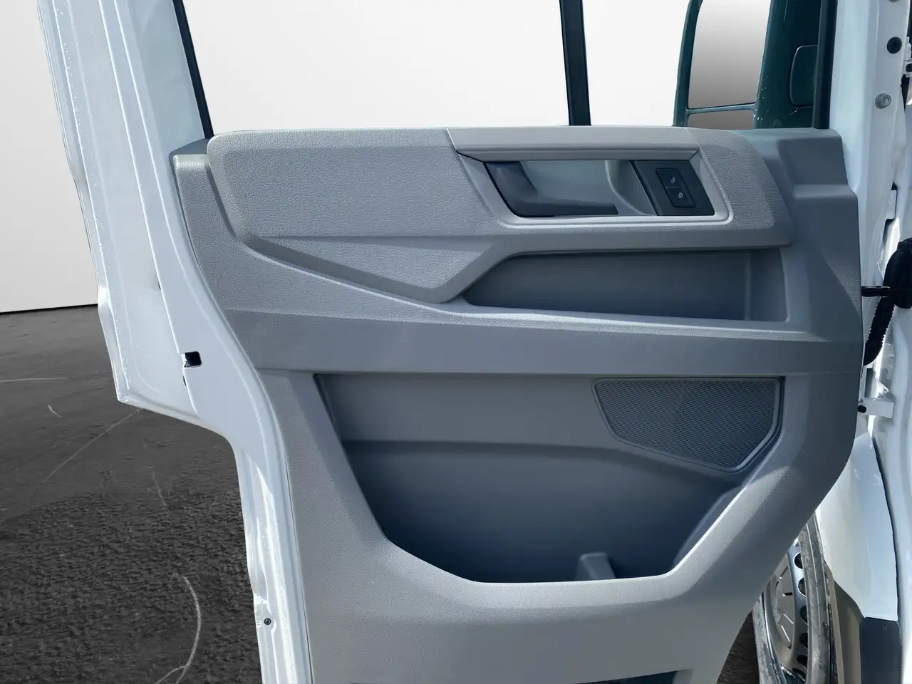 Volkswagen Crafter 35 Kasten 2,0 TDI MR HD L3H3 6