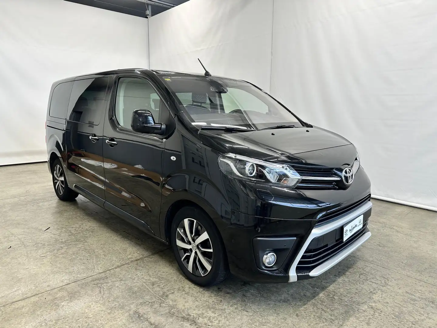 Toyota Proace Proace Verso 2.0d 180cv S&S L1 Black Edition 5p 8p.ti auto Schwarz - 2