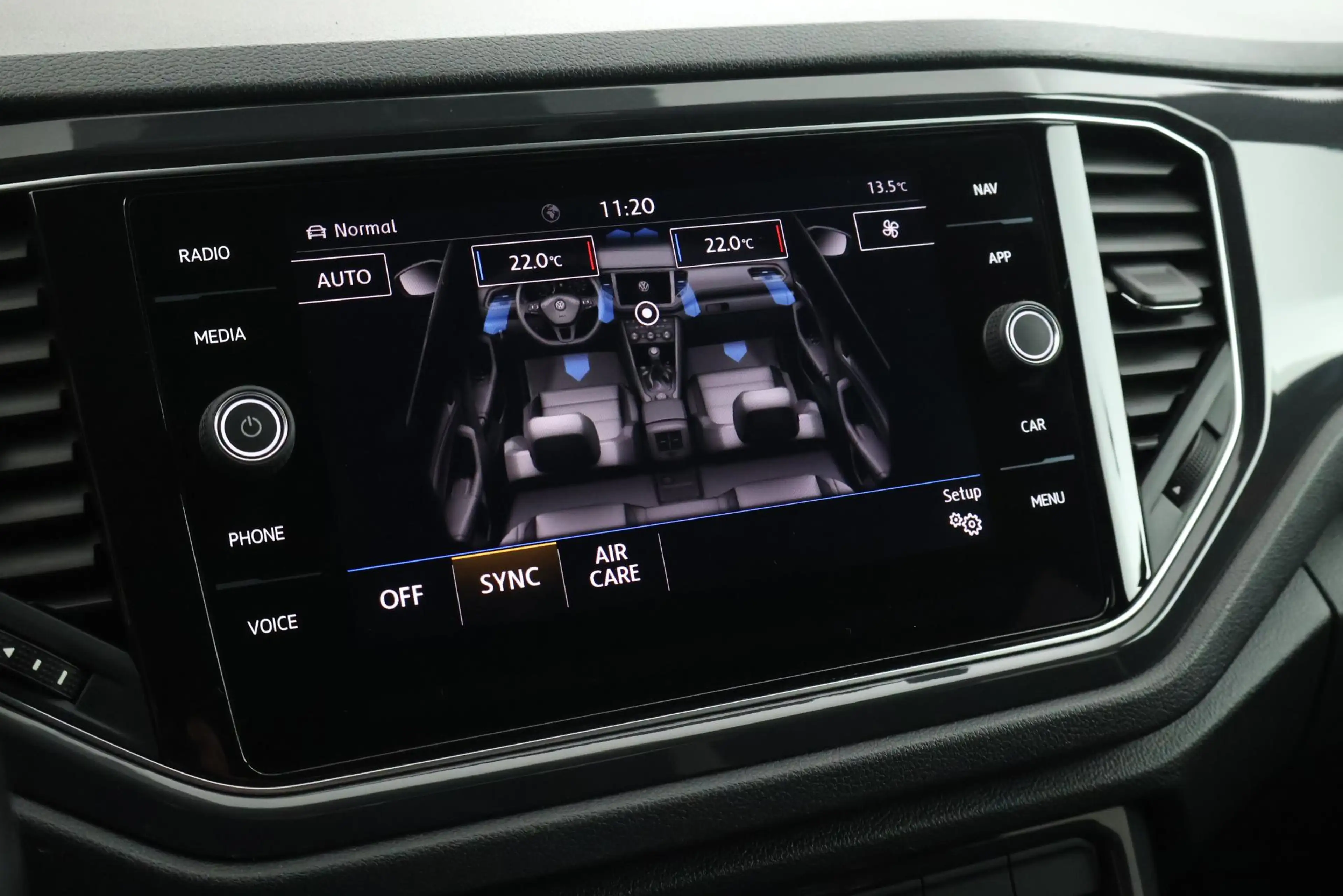 Volkswagen T-Roc 1.0 TSI 116pk Sport Trekhaak LED Navigatie — photo 31