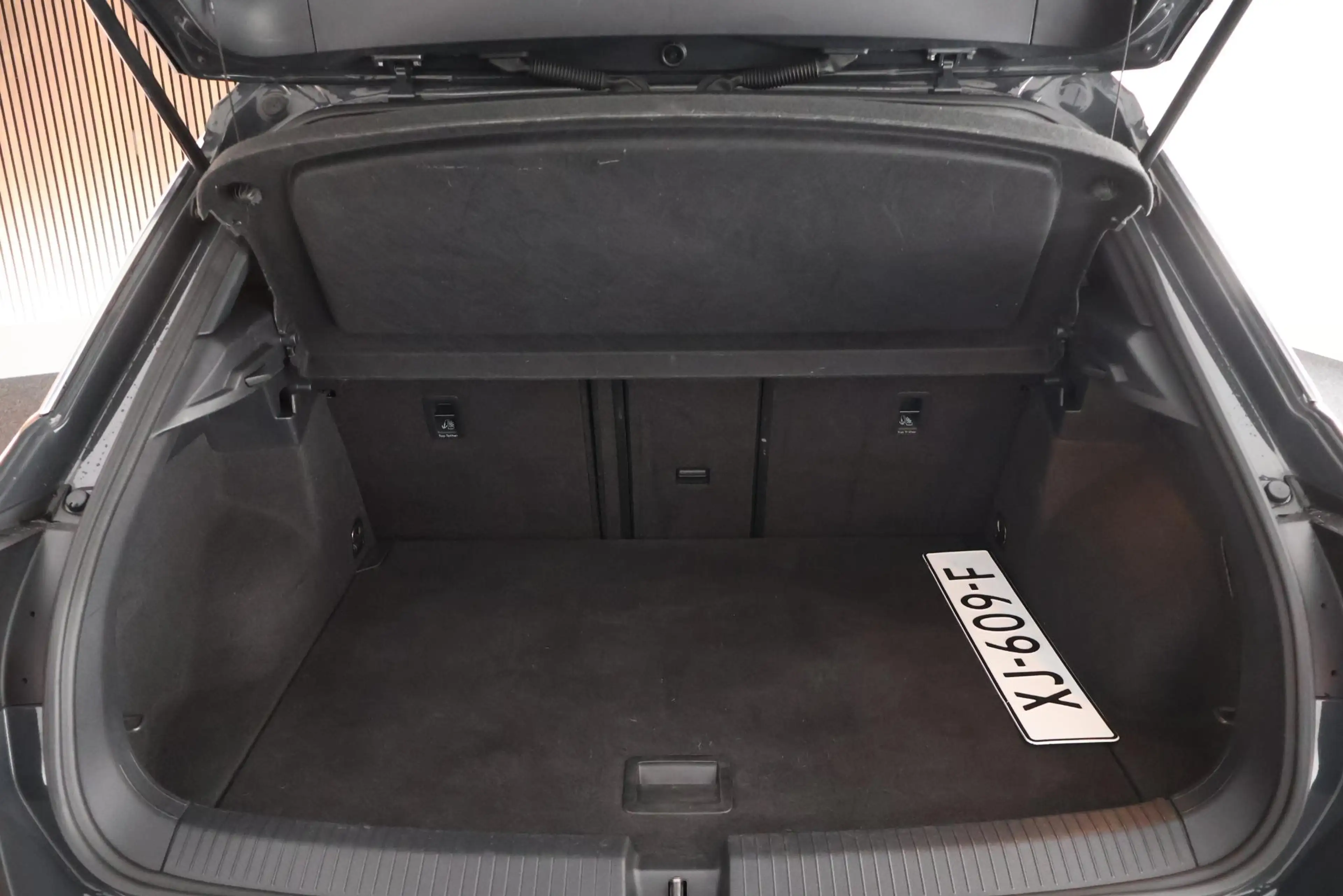Volkswagen T-Roc 1.0 TSI 116pk Sport Trekhaak LED Navigatie — photo 44