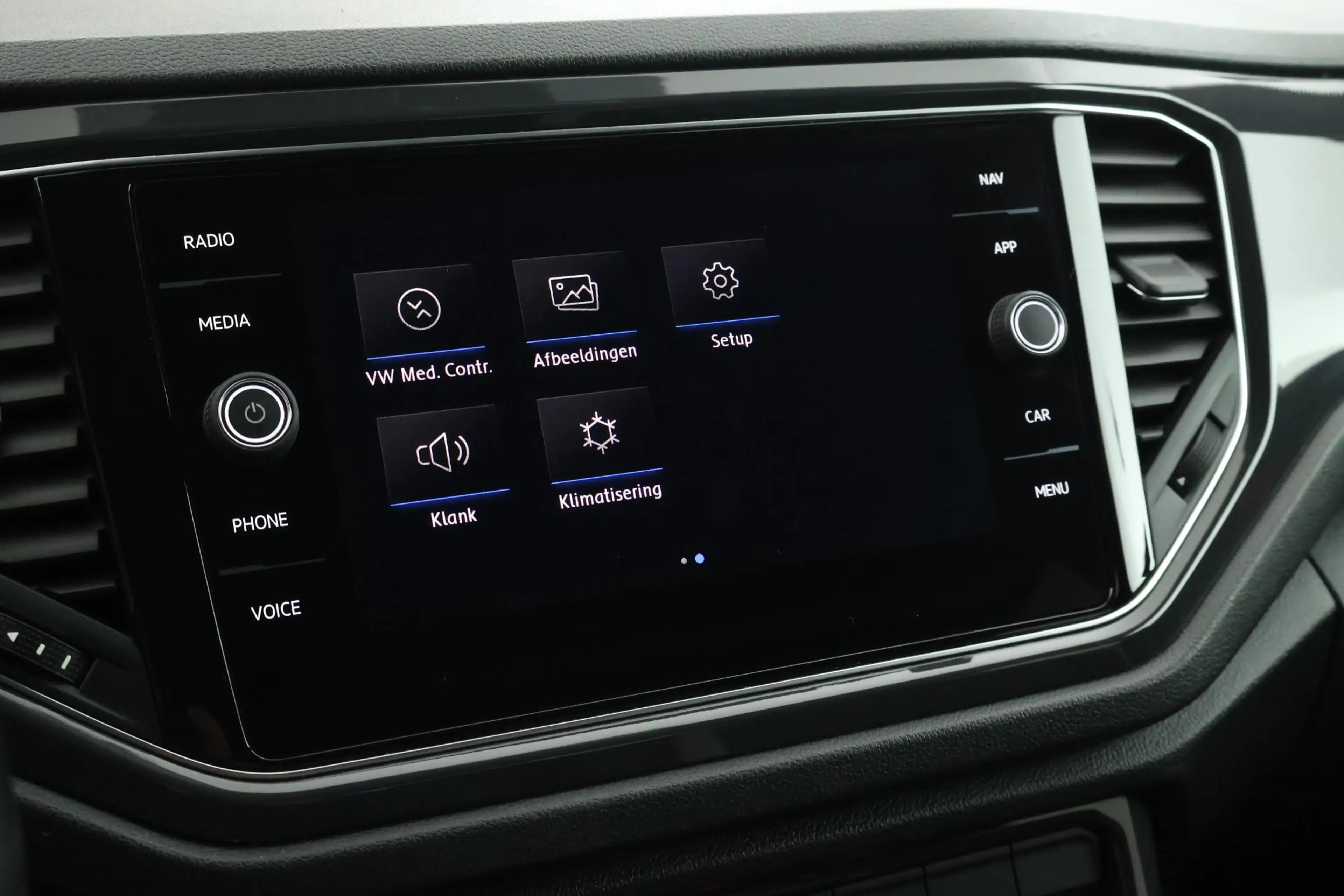 Volkswagen T-Roc 1.0 TSI 116pk Sport Trekhaak LED Navigatie — photo 30