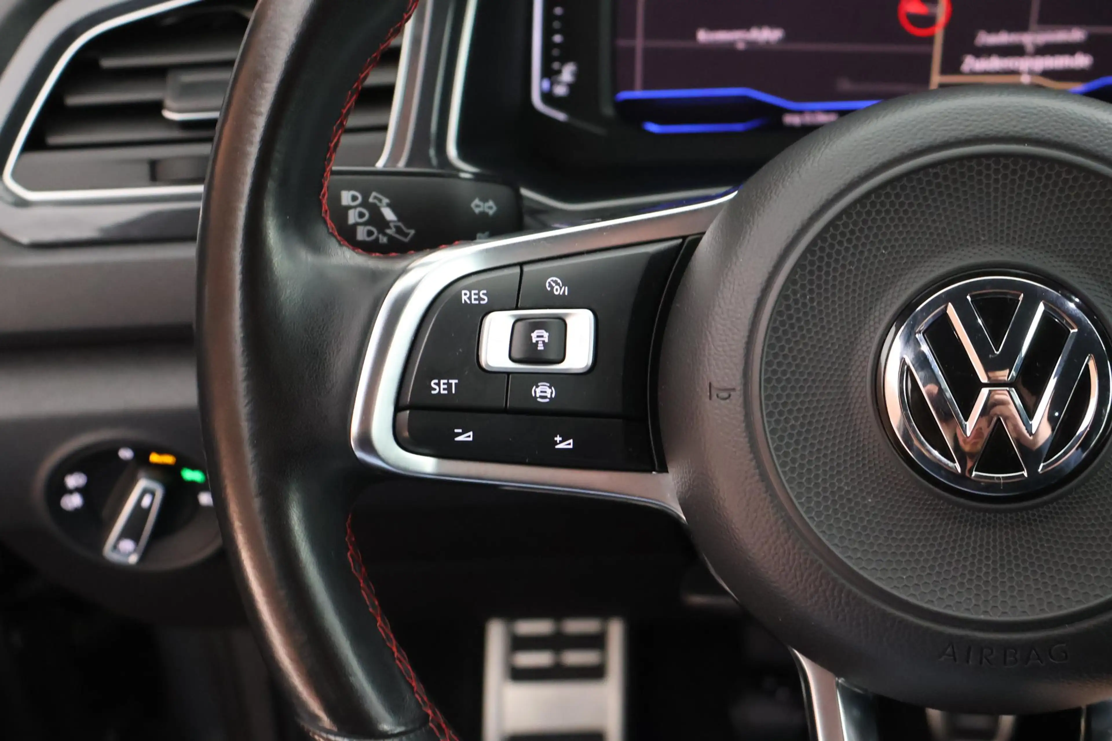 Volkswagen T-Roc 1.0 TSI 116pk Sport Trekhaak LED Navigatie — photo 15